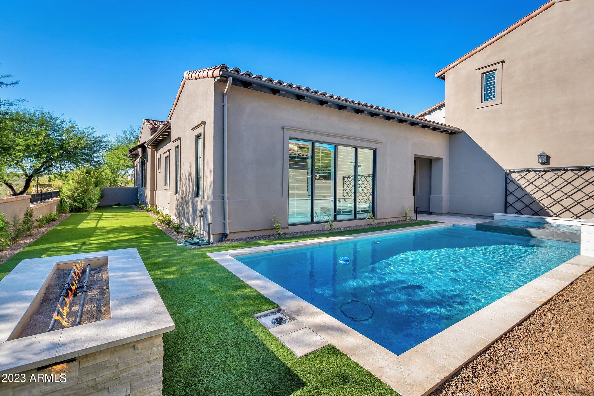 DC RANCH - Residential