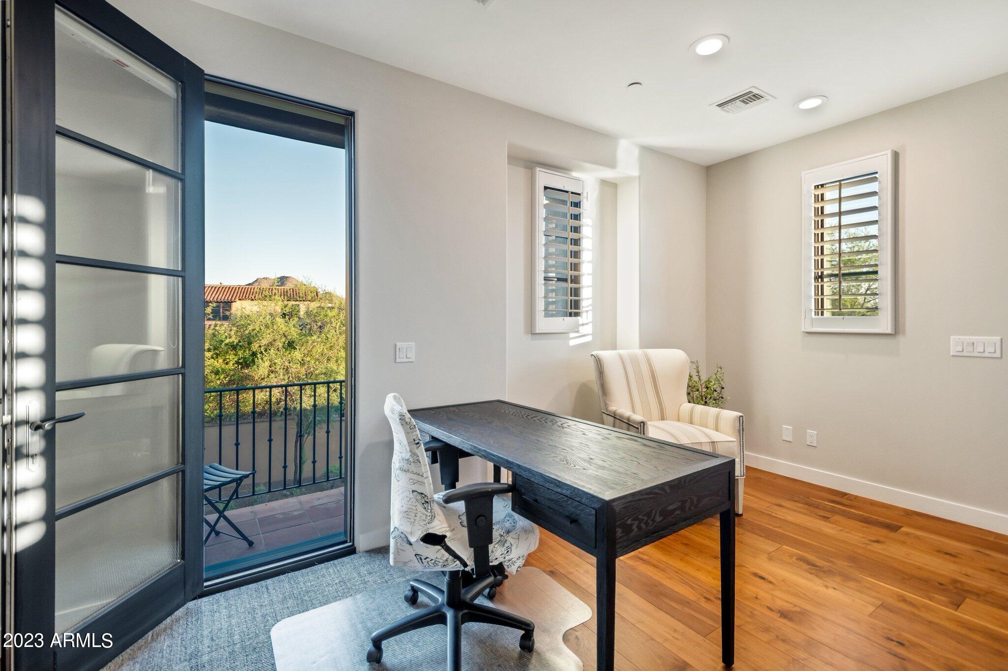 DC RANCH - Residential