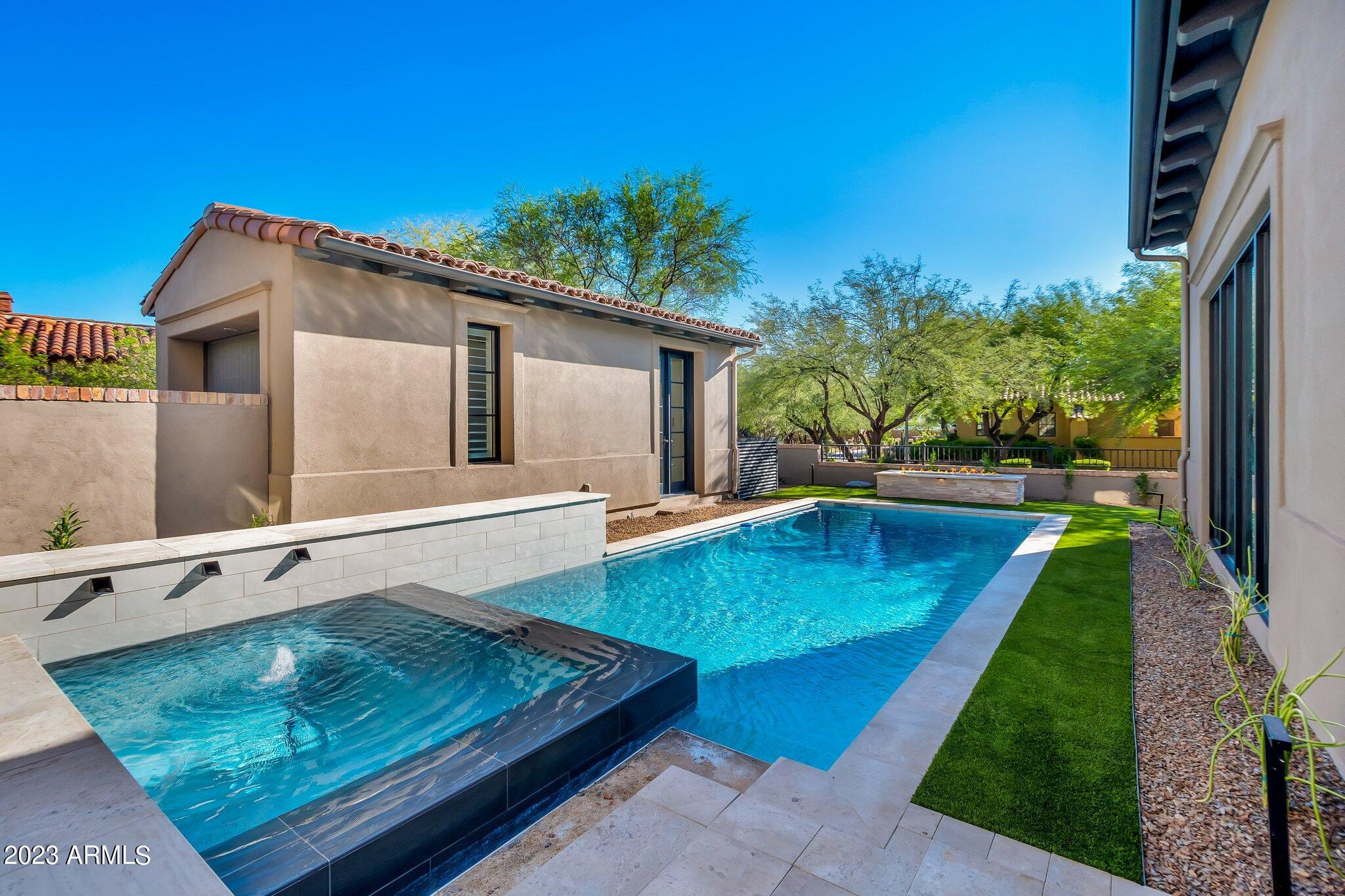 DC RANCH - Residential