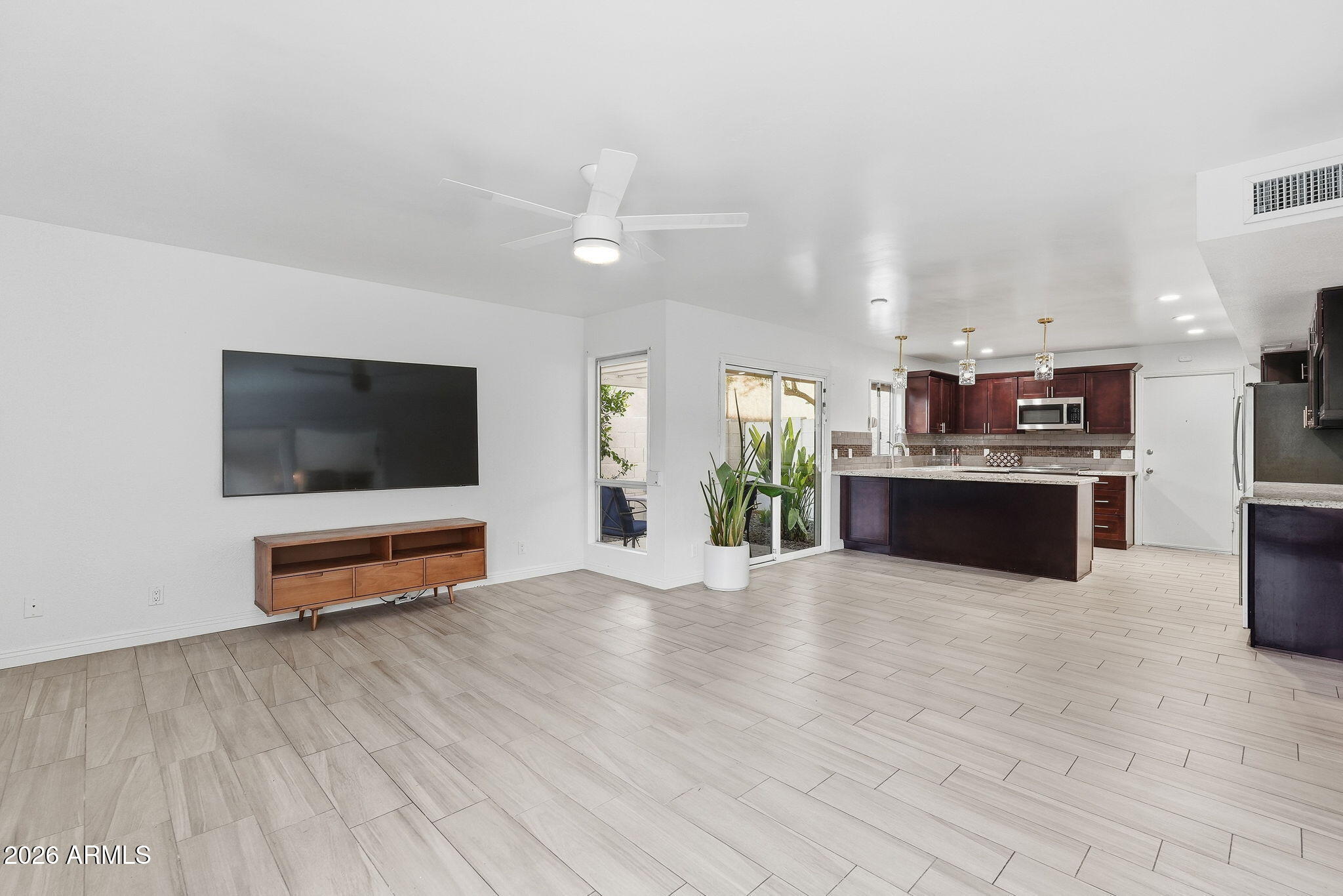 BRIARWOOD 2 - Residential