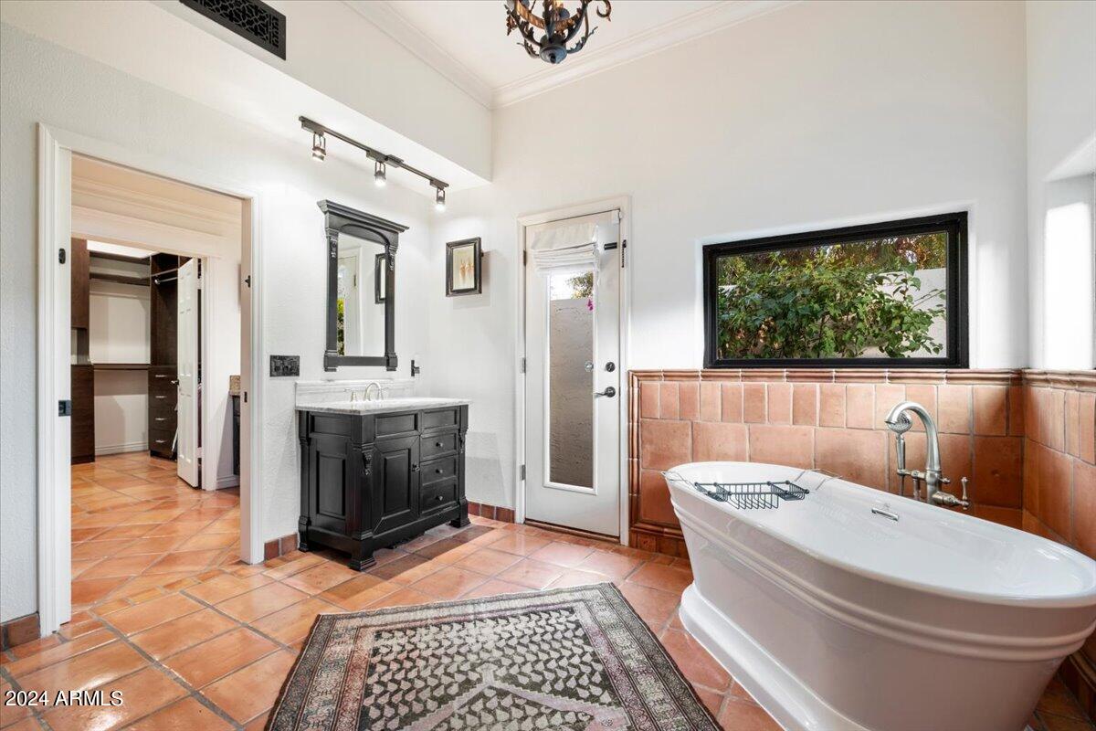 Camelback Country Club Estates - Residential