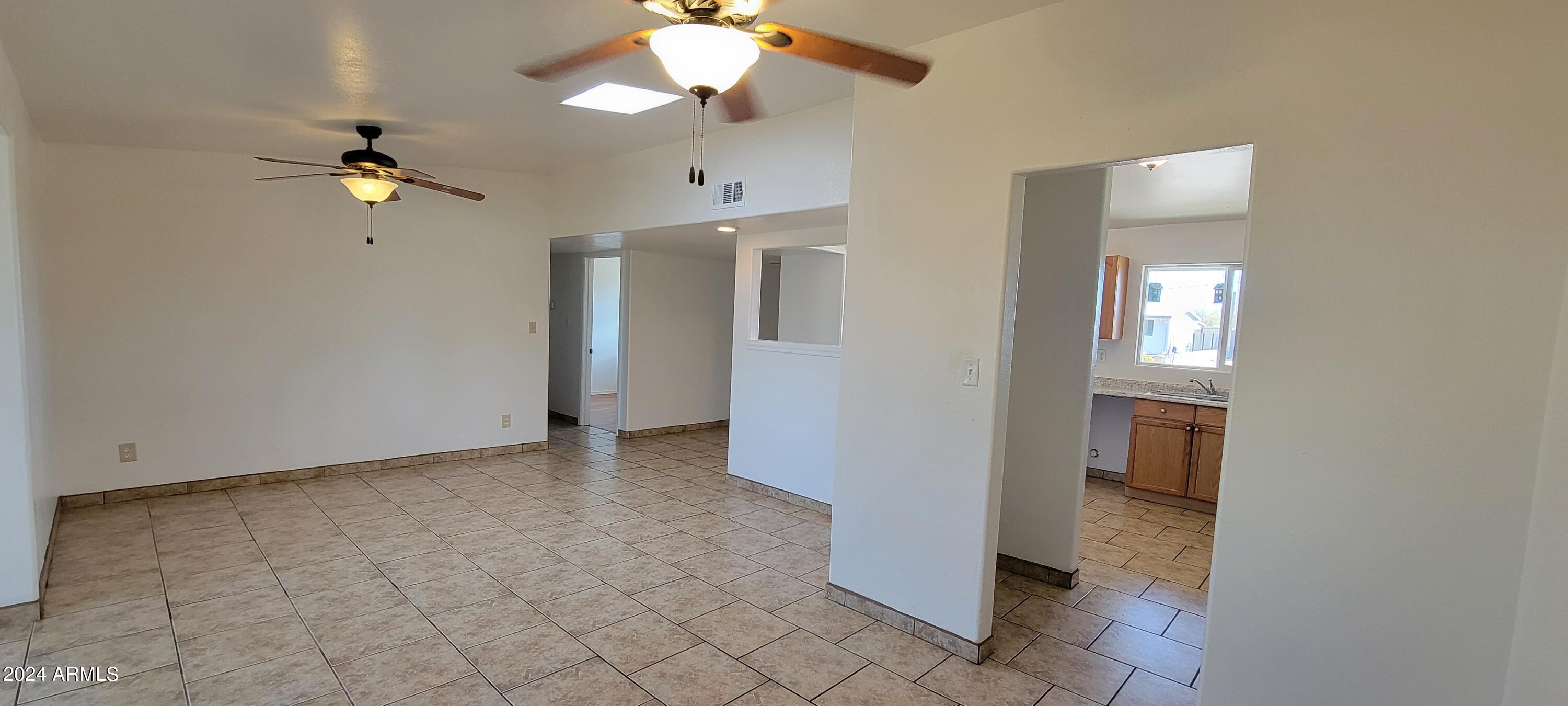 GARDEN CANYON 3 - Residential