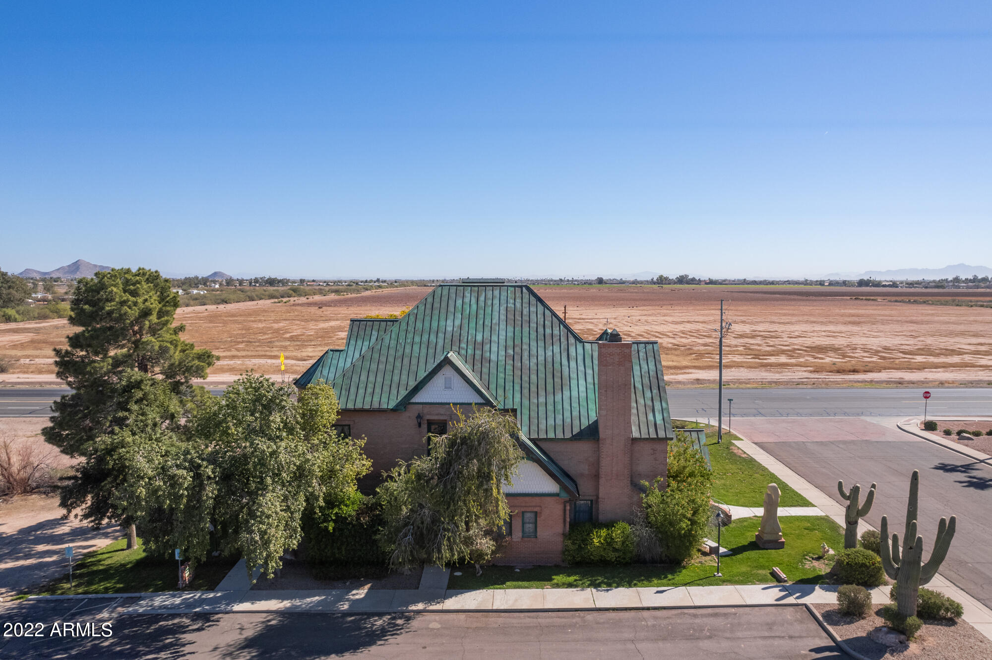 CASA GRANDE LAKES - Commercial Sale