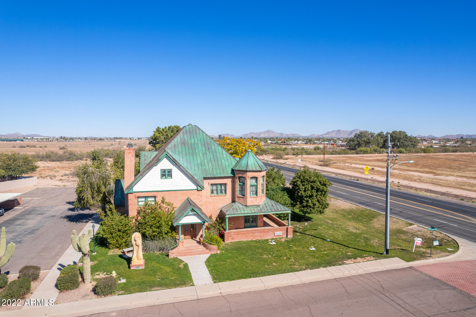 CASA GRANDE LAKES - Commercial Sale