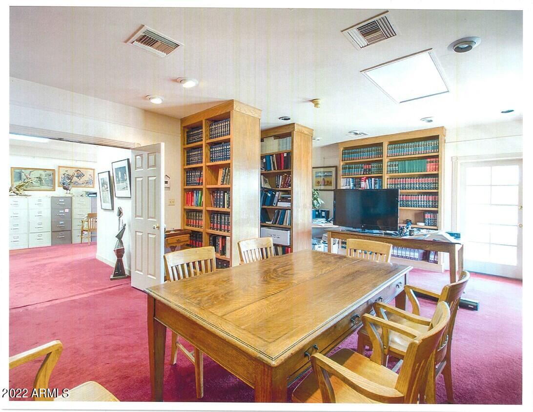 CASA GRANDE LAKES - Commercial Sale