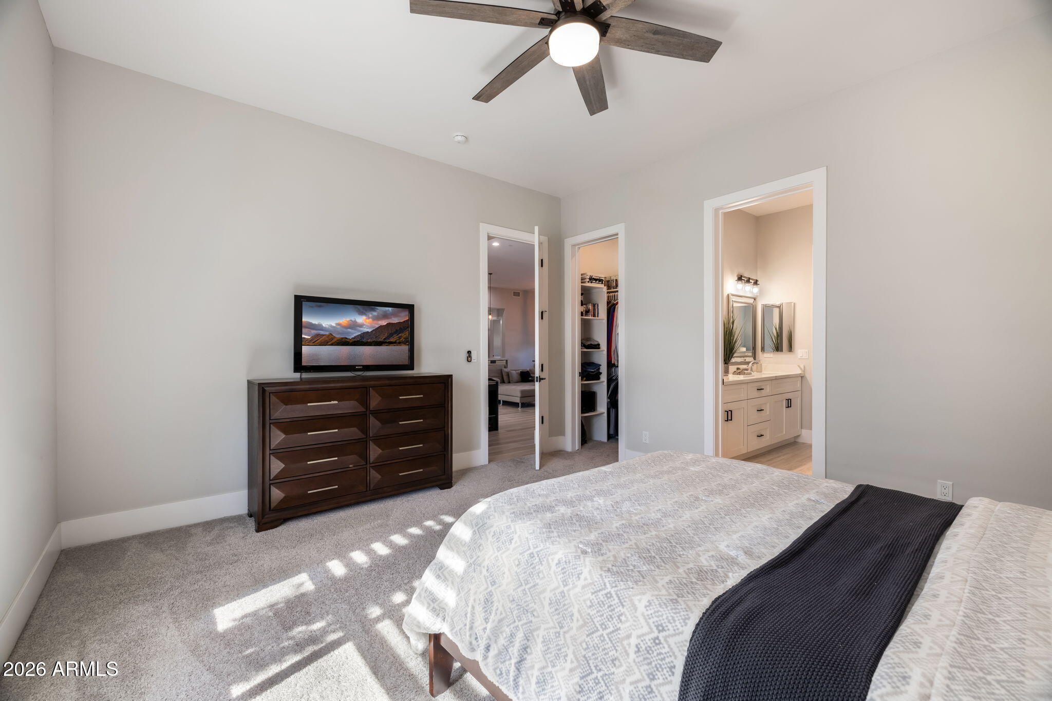 DESERT HILLS - Residential