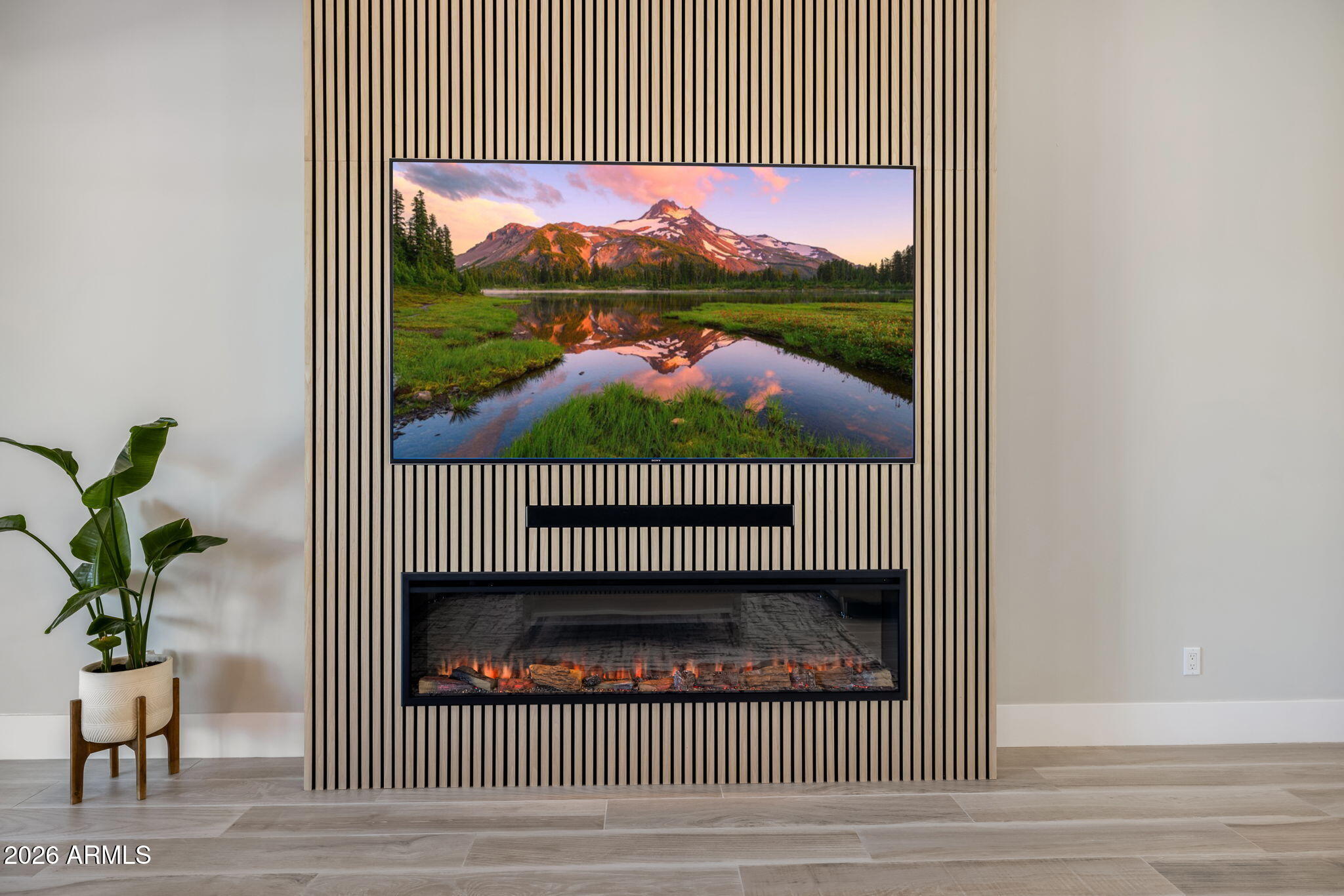 DESERT HILLS - Residential