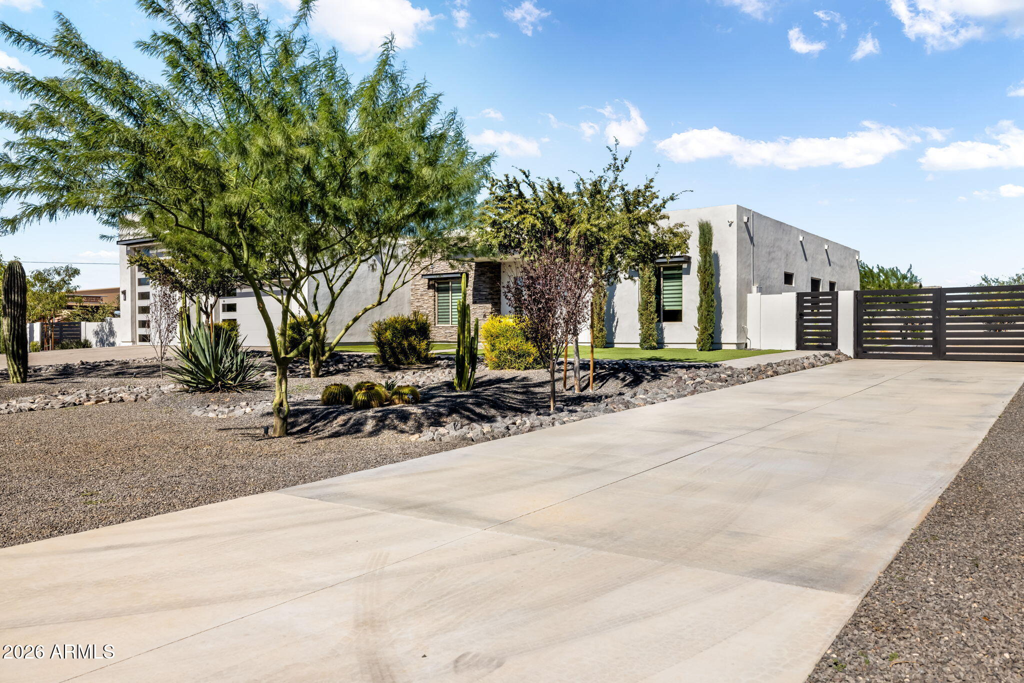 DESERT HILLS - Residential