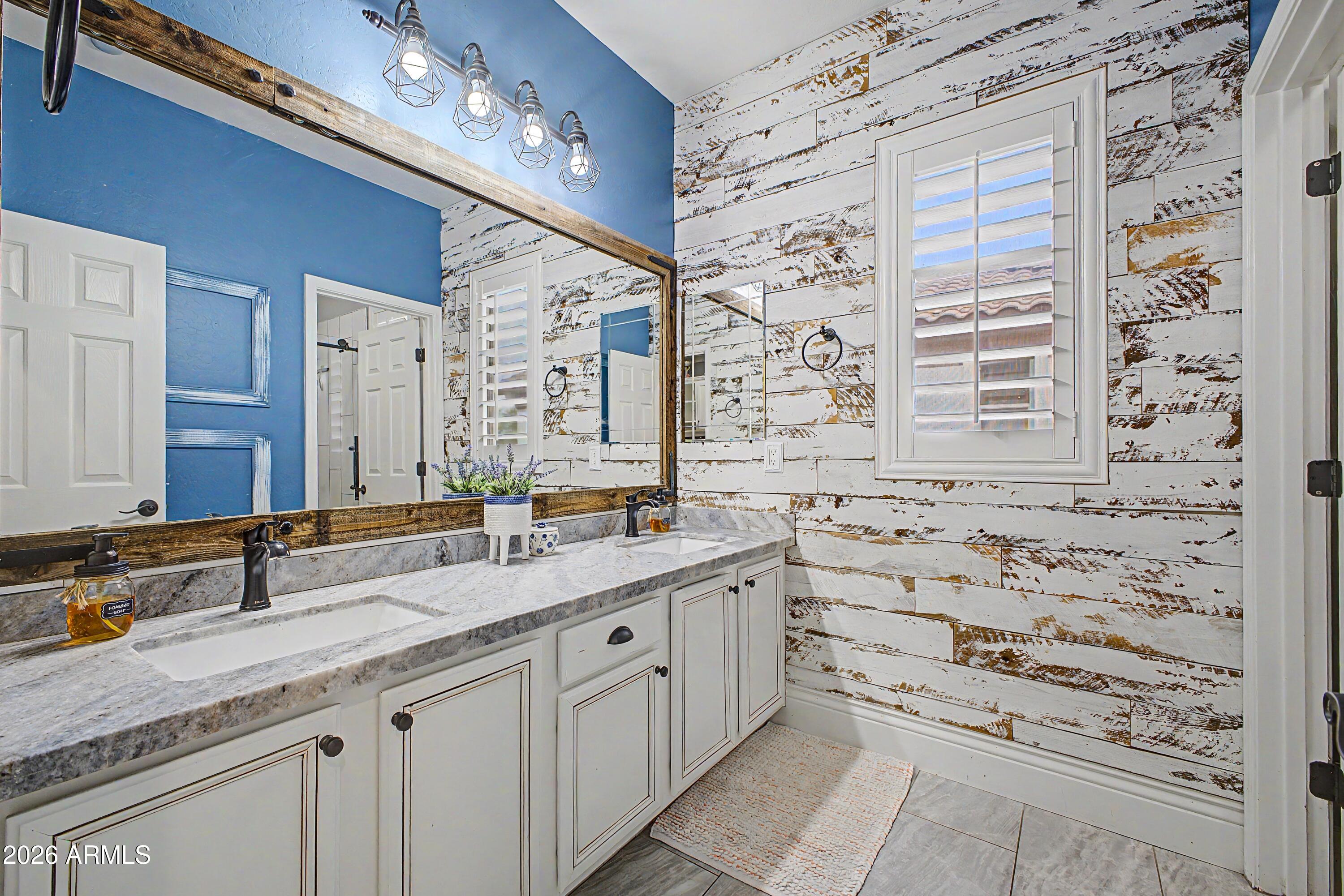Shadow Ridge - Residential