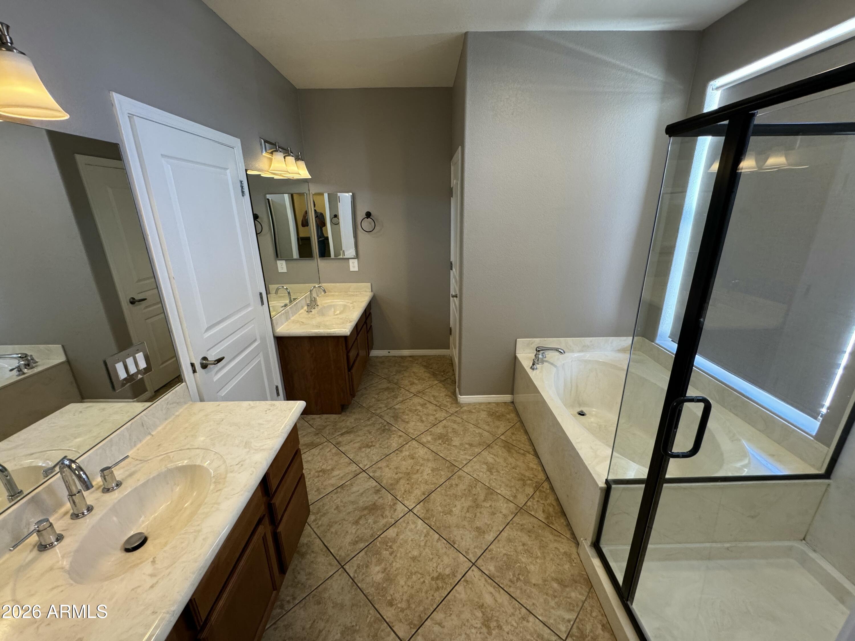 123 WASHINGTON - Residential Lease
