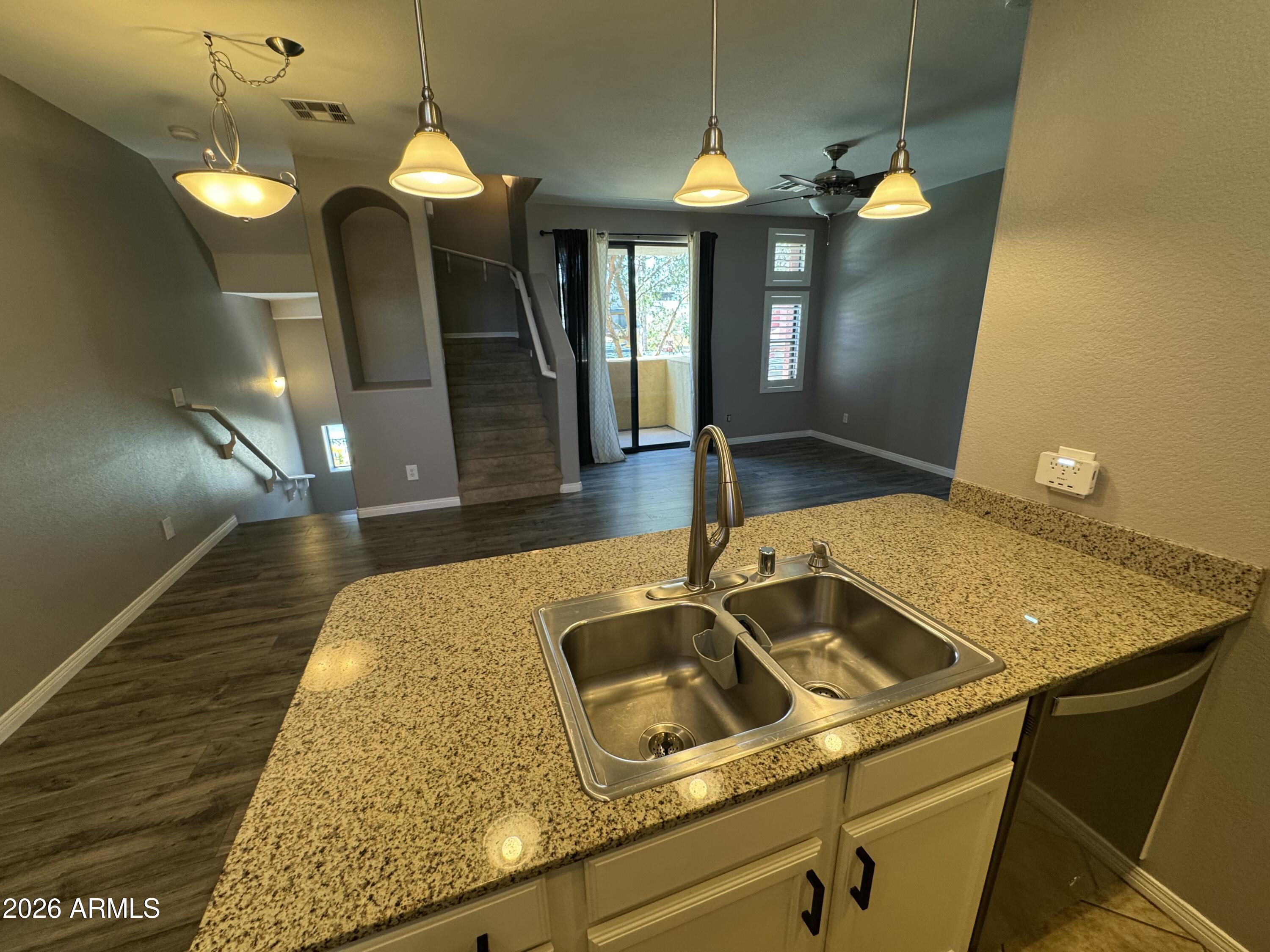 123 WASHINGTON - Residential Lease
