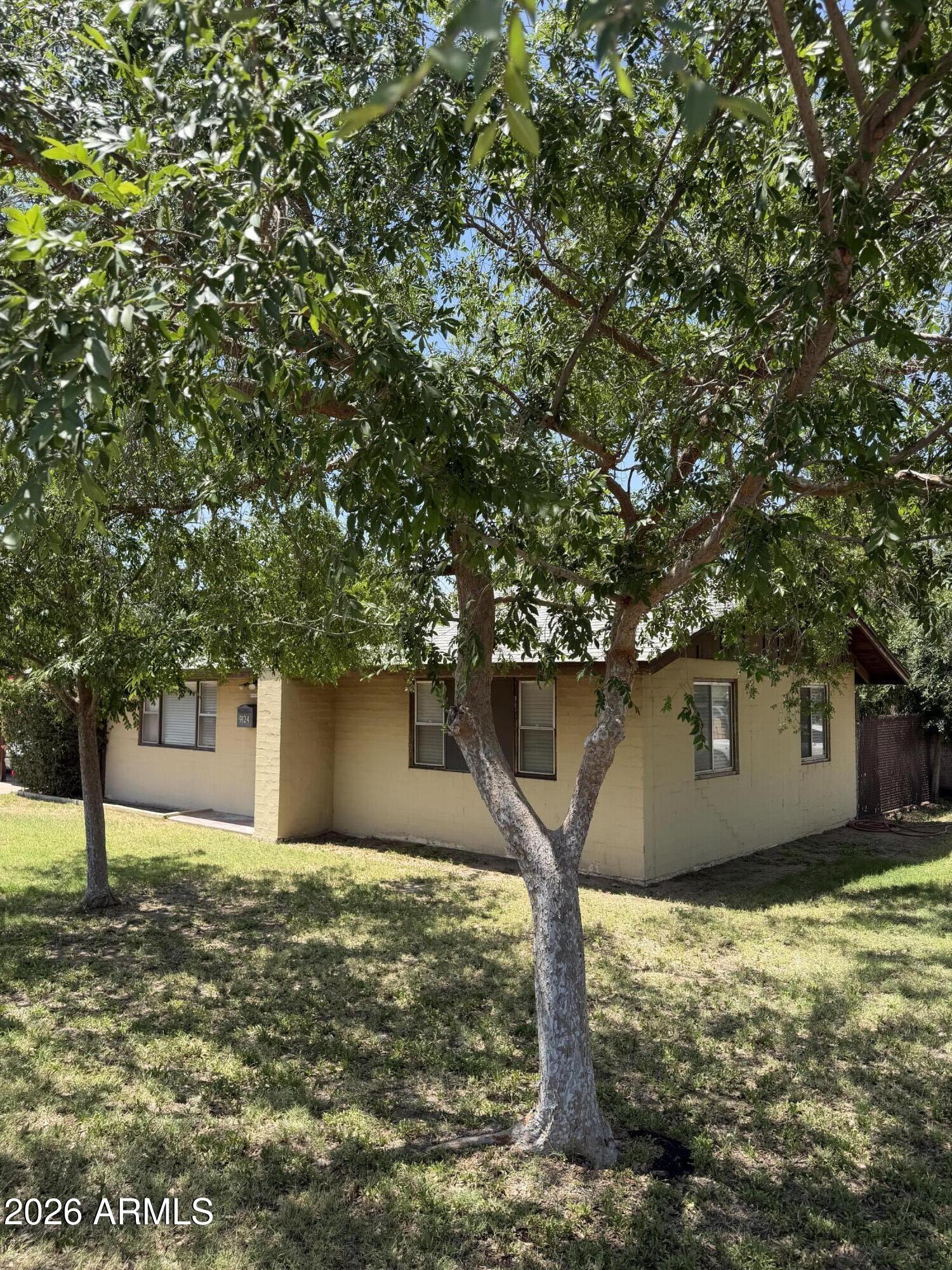 EAST WALTMORE - Residential