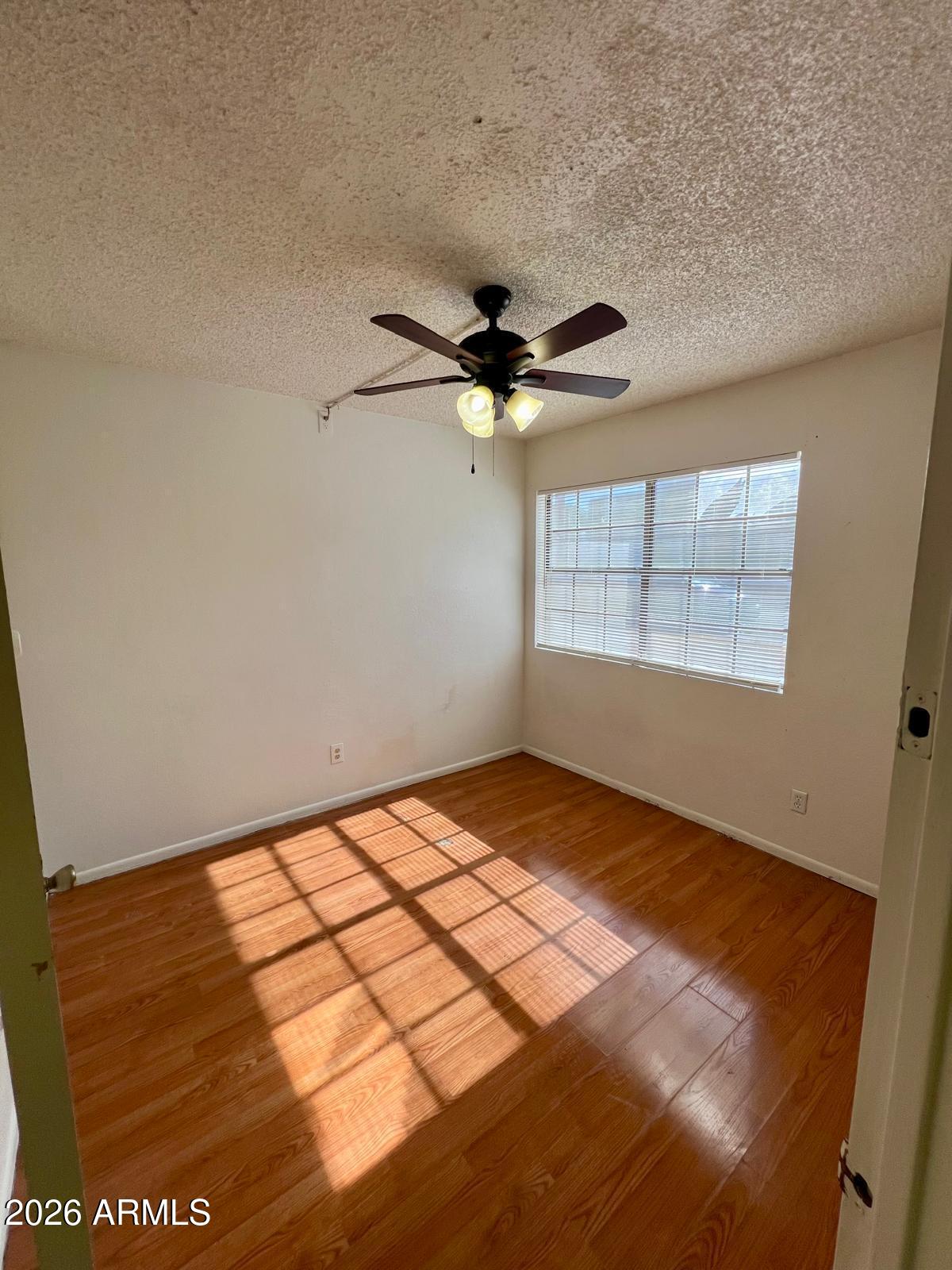 ROSE GARDEN PLACE UNIT 3 - Residential Lease