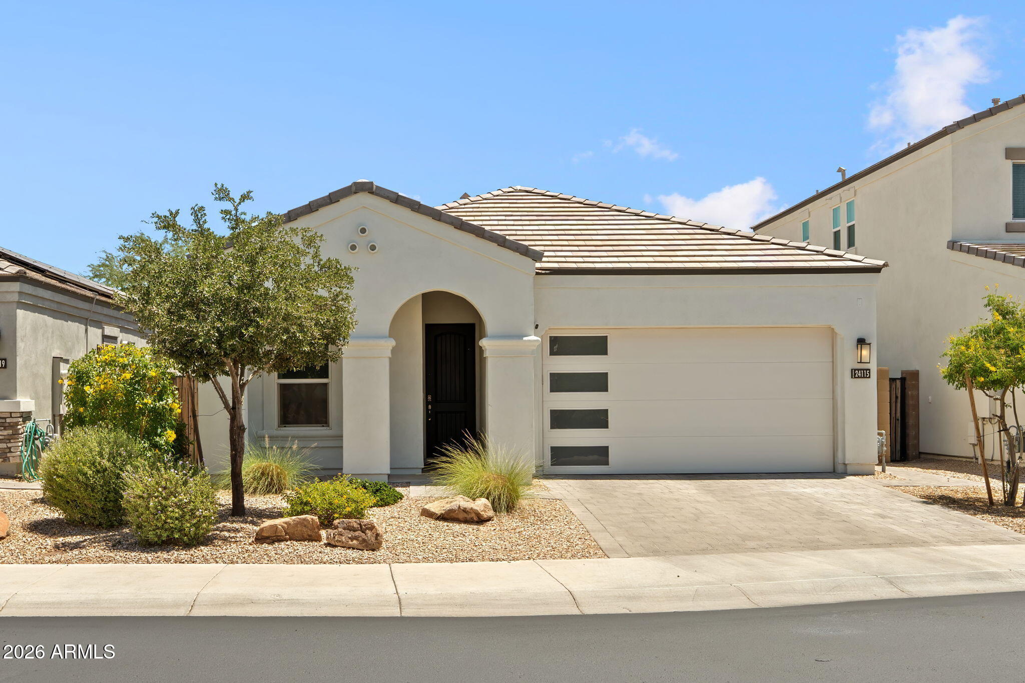HILLSTONE SOUTH - Residential