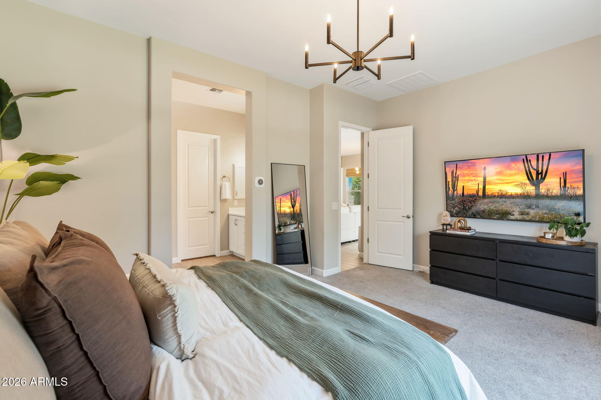 HILLSTONE SOUTH - Residential