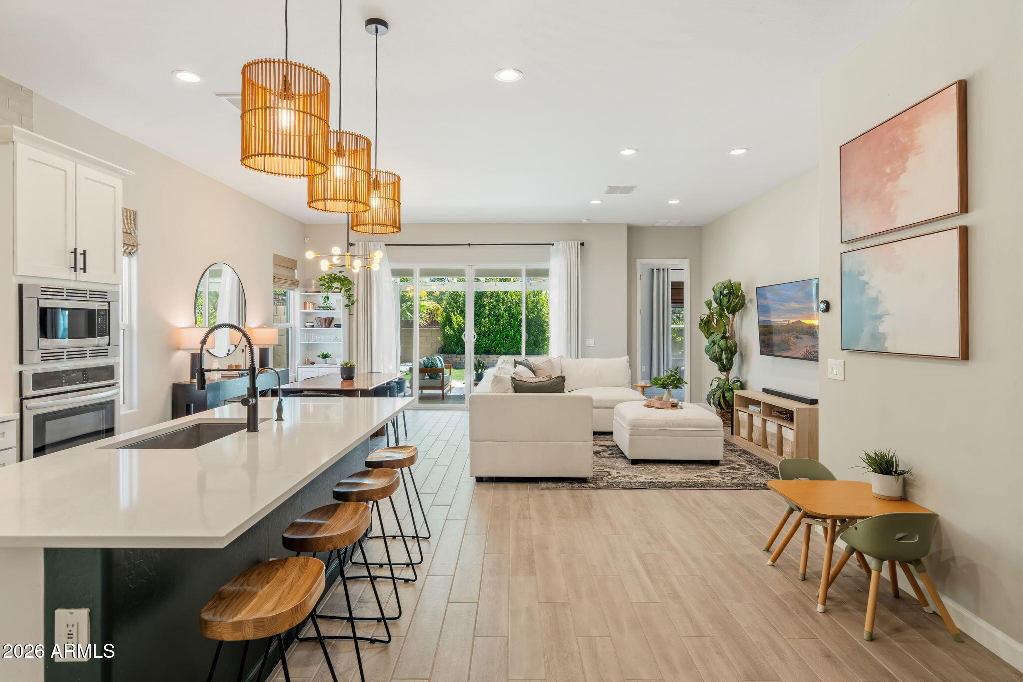 HILLSTONE SOUTH - Residential