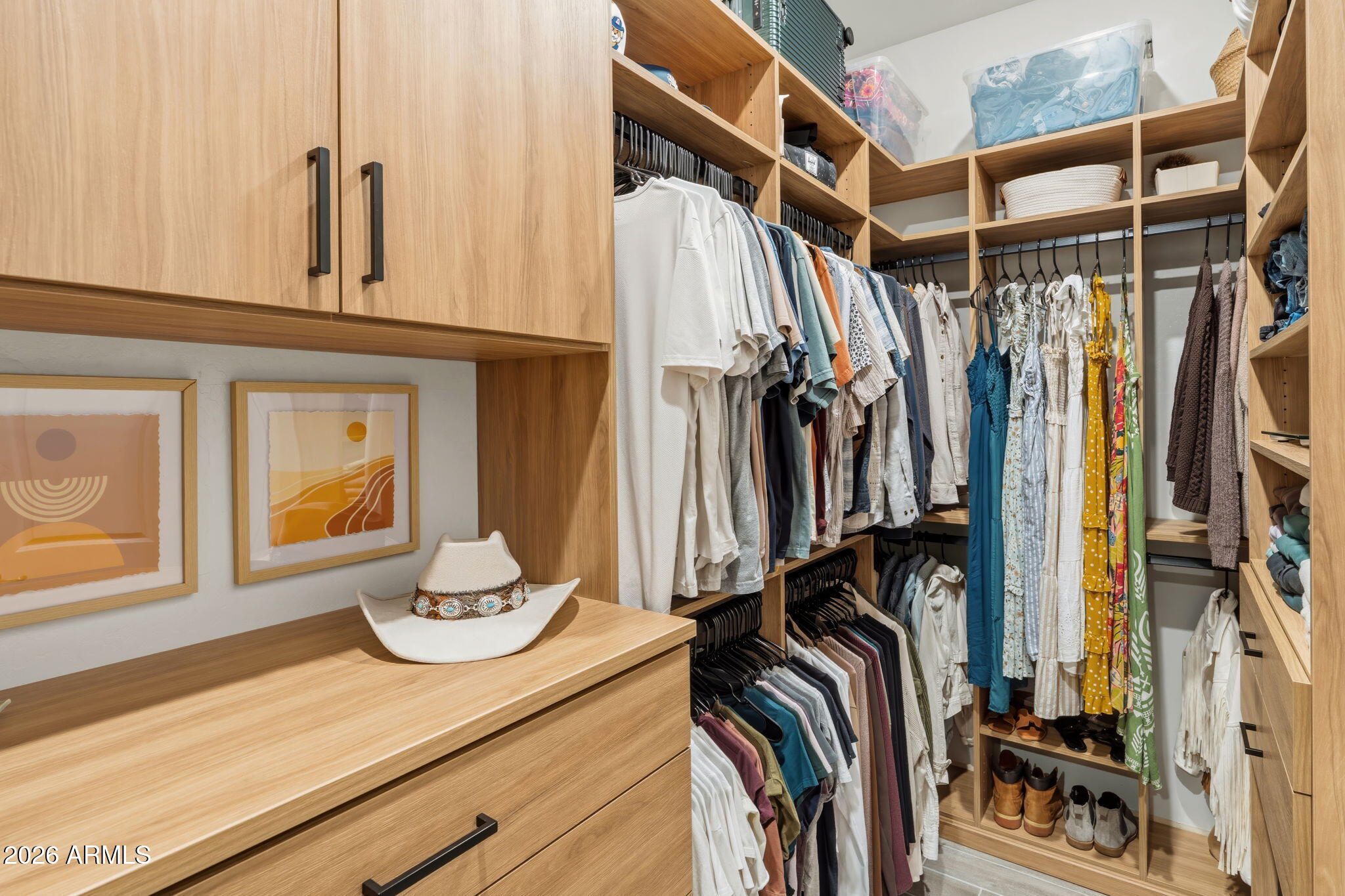 HILLSTONE SOUTH - Residential