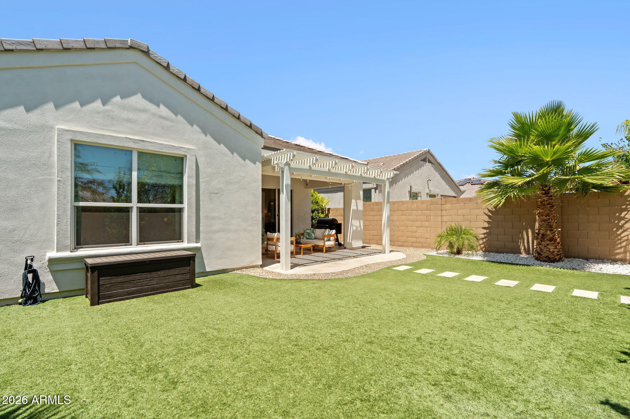 HILLSTONE SOUTH - Residential