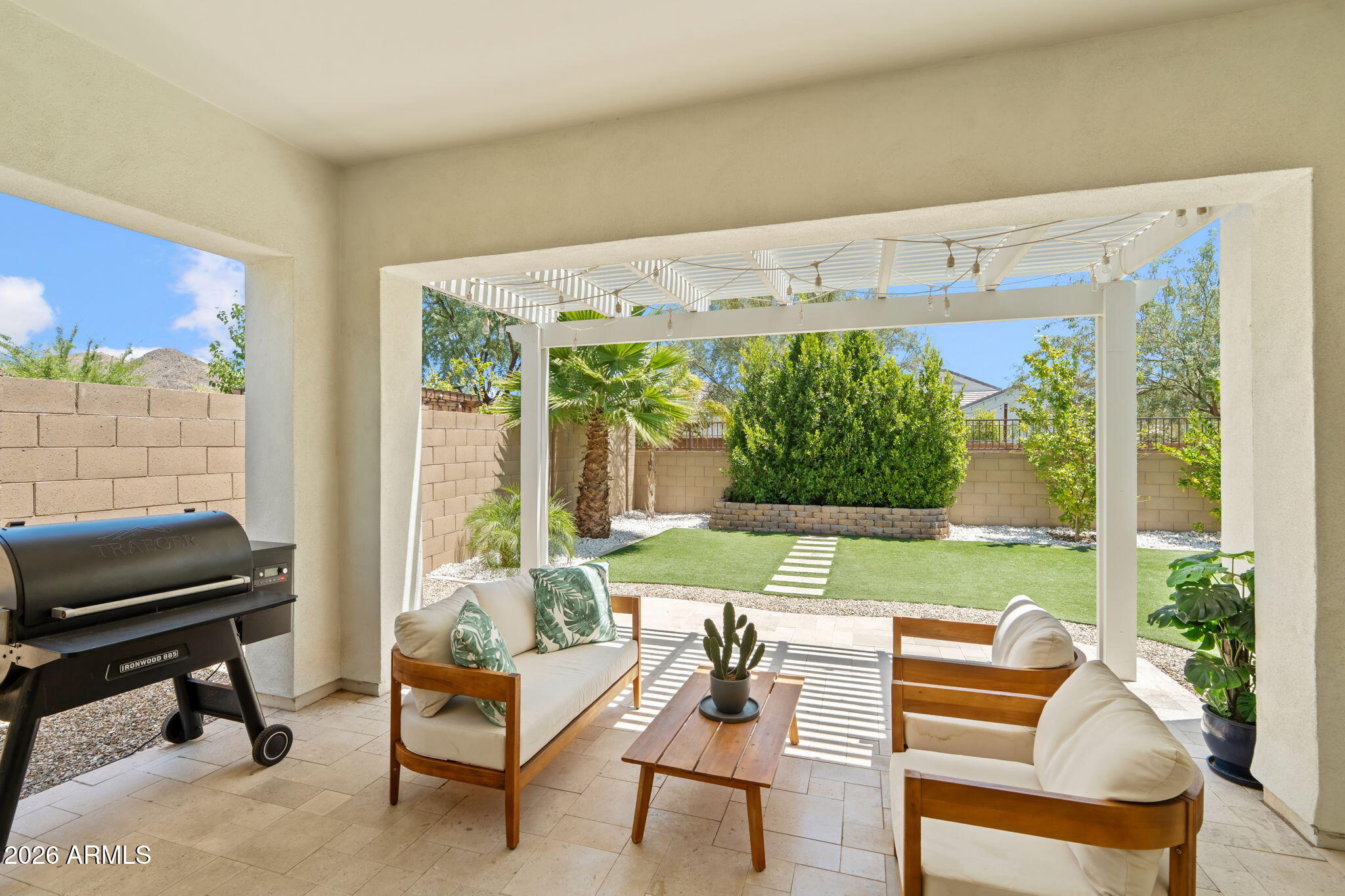 HILLSTONE SOUTH - Residential