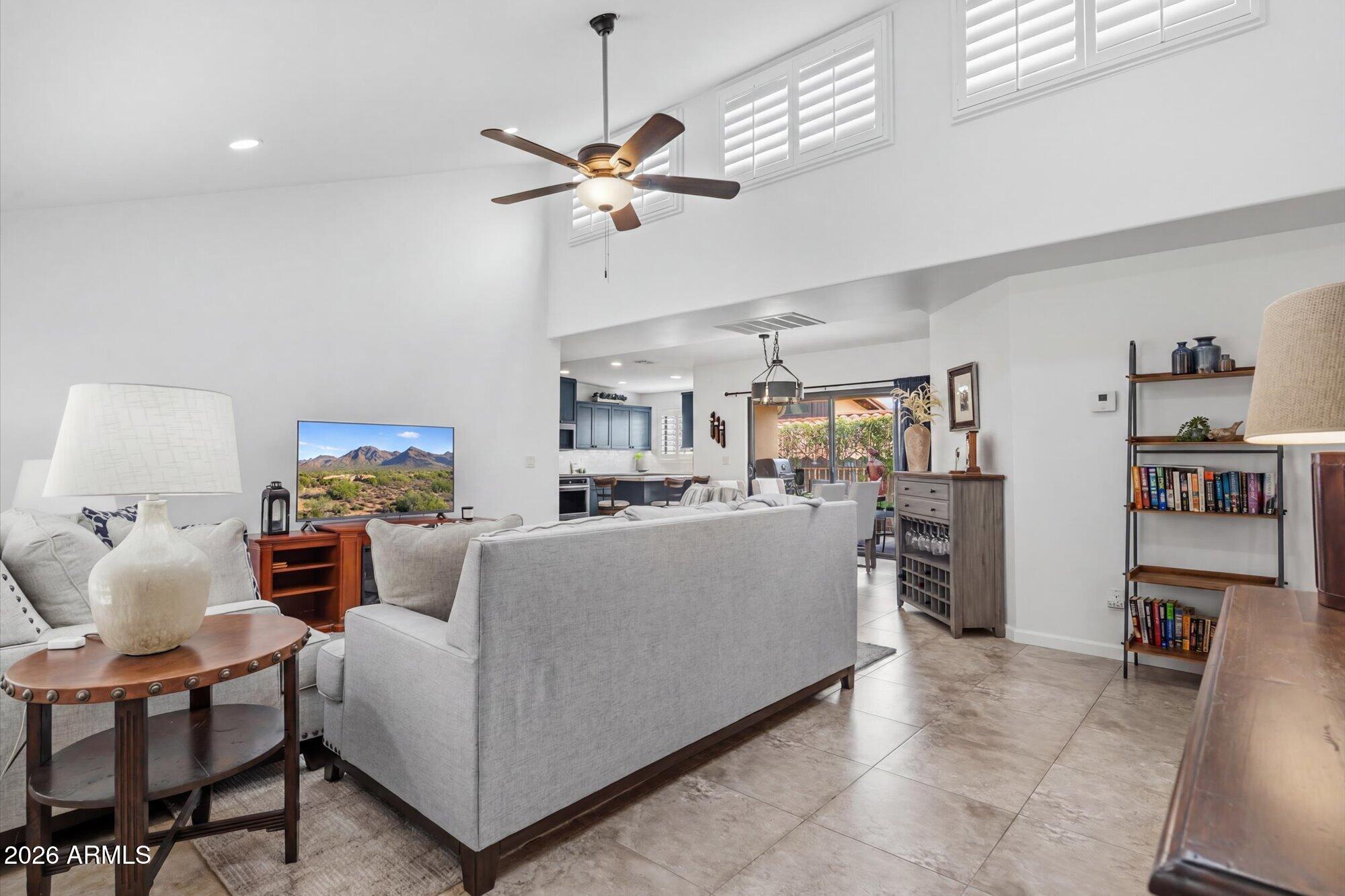 COLINA OF CAREFREE - Residential