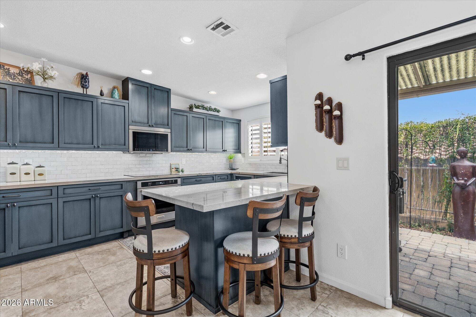 COLINA OF CAREFREE - Residential
