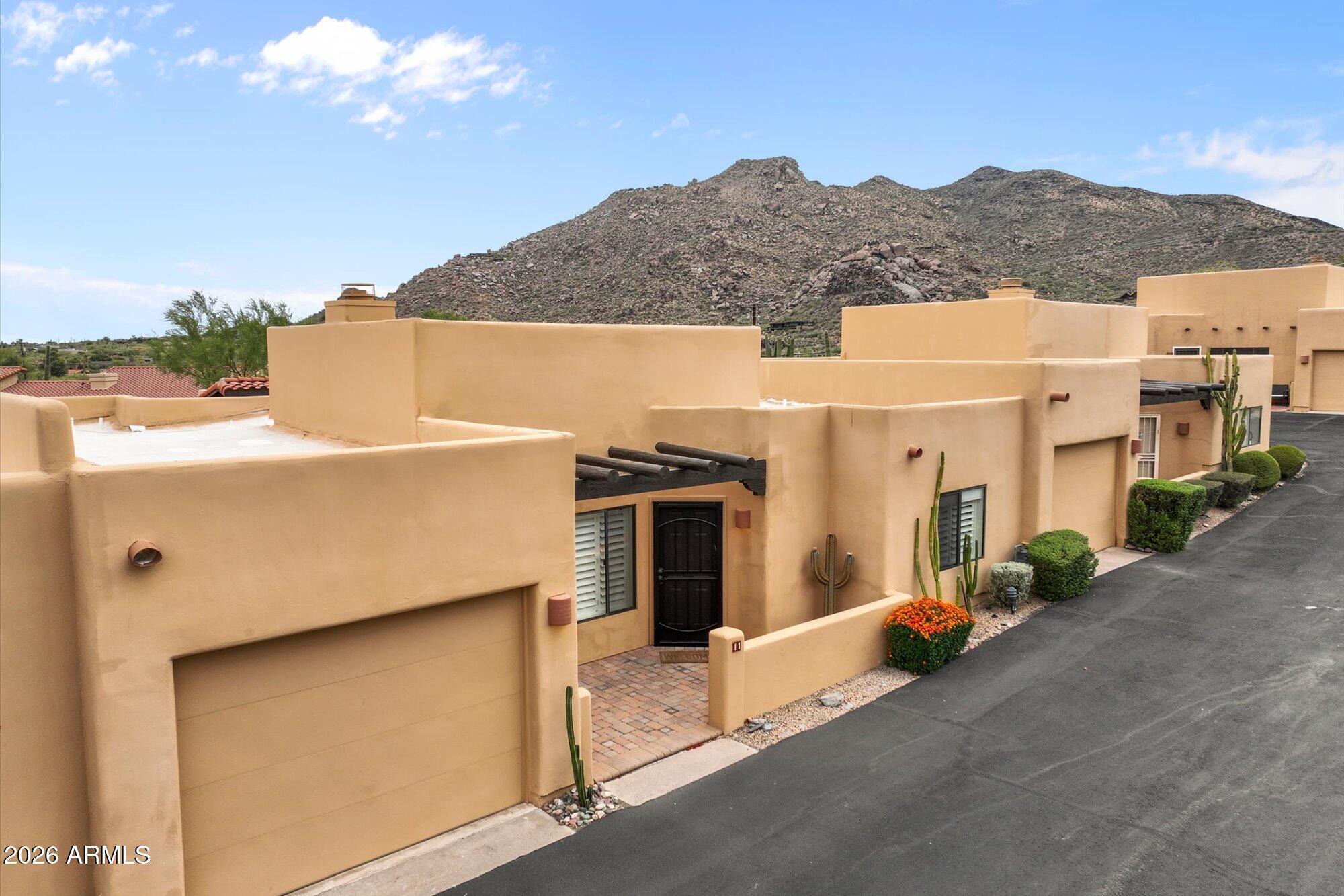 COLINA OF CAREFREE - Residential