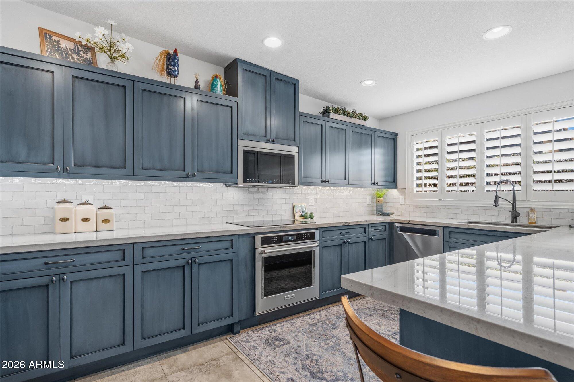 COLINA OF CAREFREE - Residential