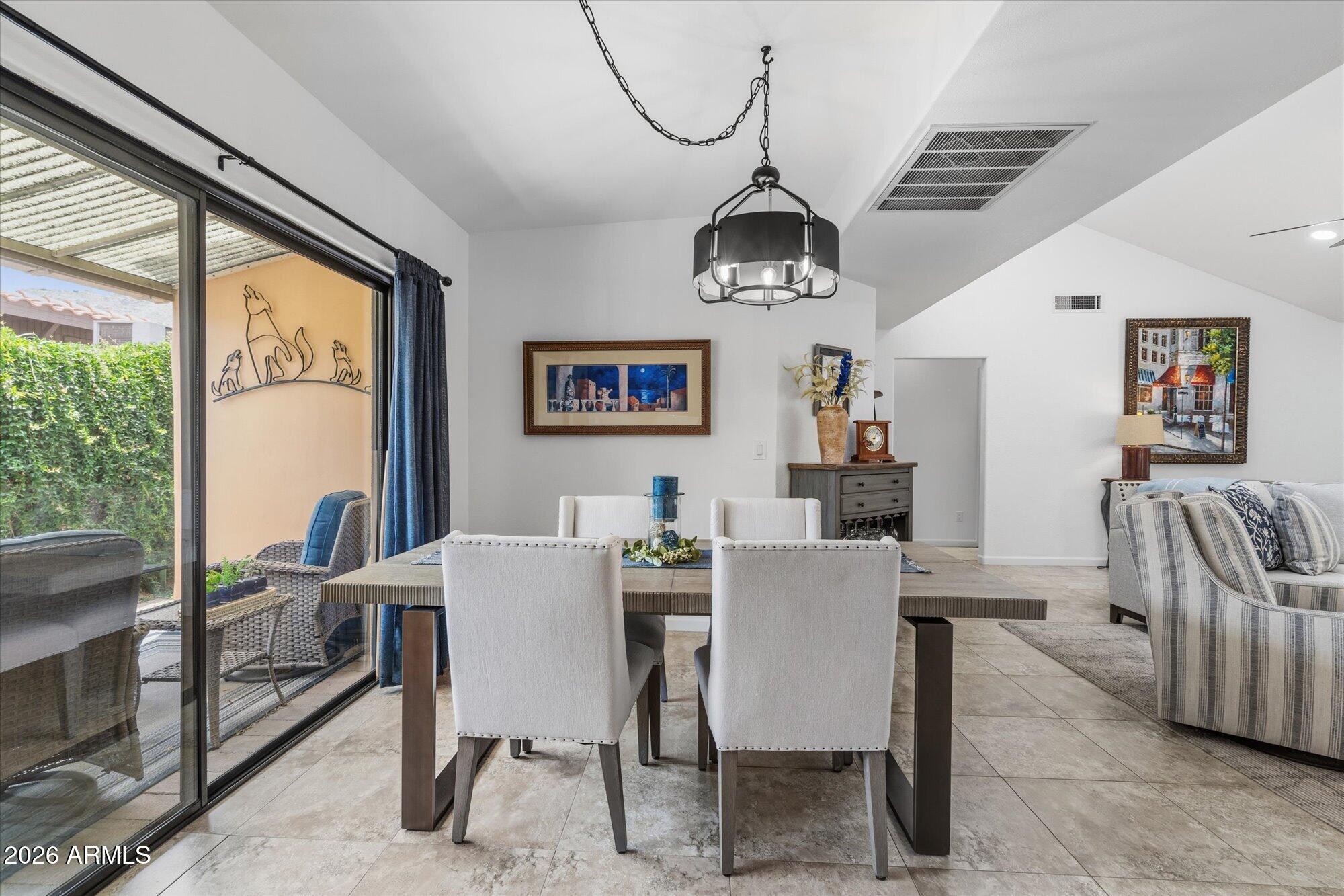 COLINA OF CAREFREE - Residential
