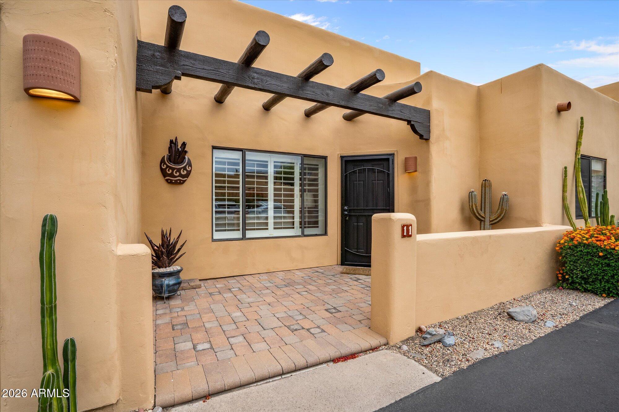 COLINA OF CAREFREE - Residential