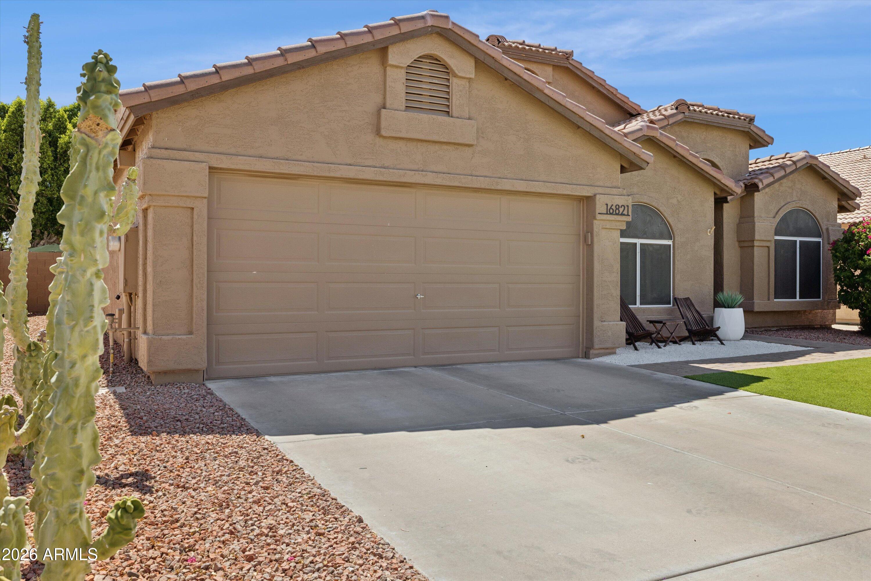 FOOTHILLS PASEO 2 - Residential