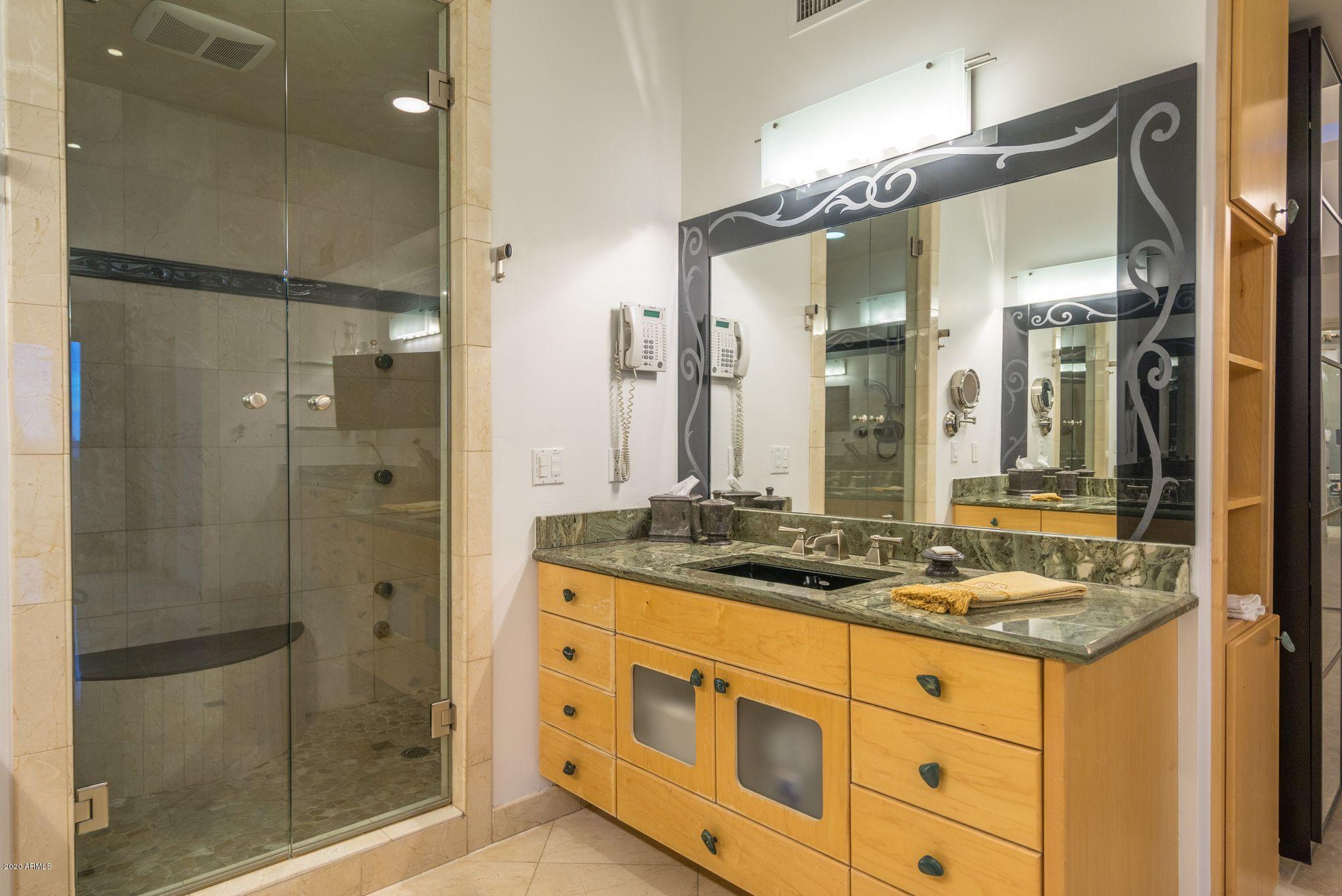 CAMELBACK VISTA ESTATES - Residential