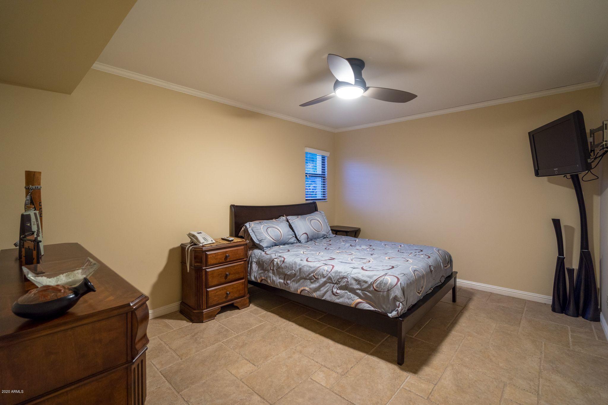 CAMELBACK VISTA ESTATES - Residential