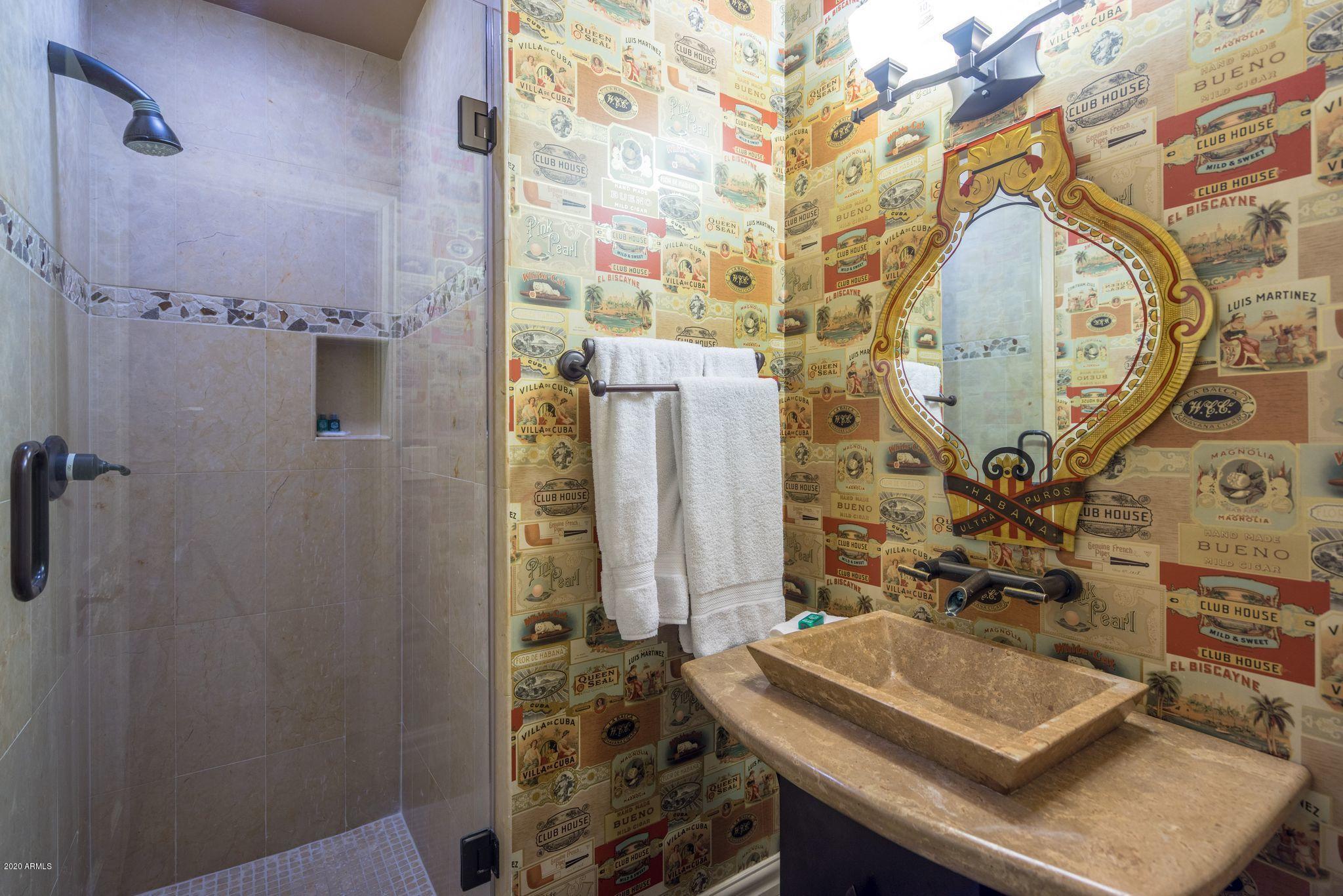 CAMELBACK VISTA ESTATES - Residential