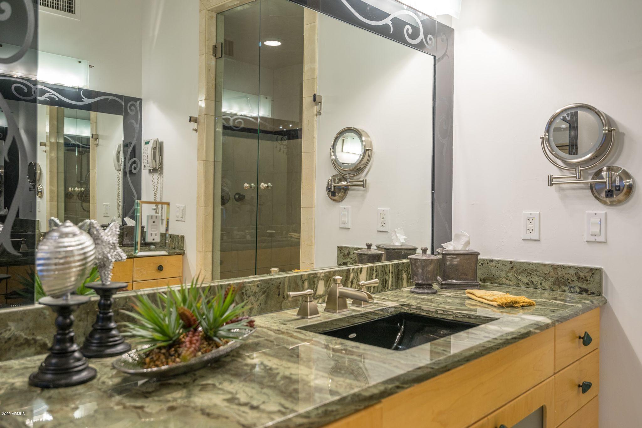 CAMELBACK VISTA ESTATES - Residential