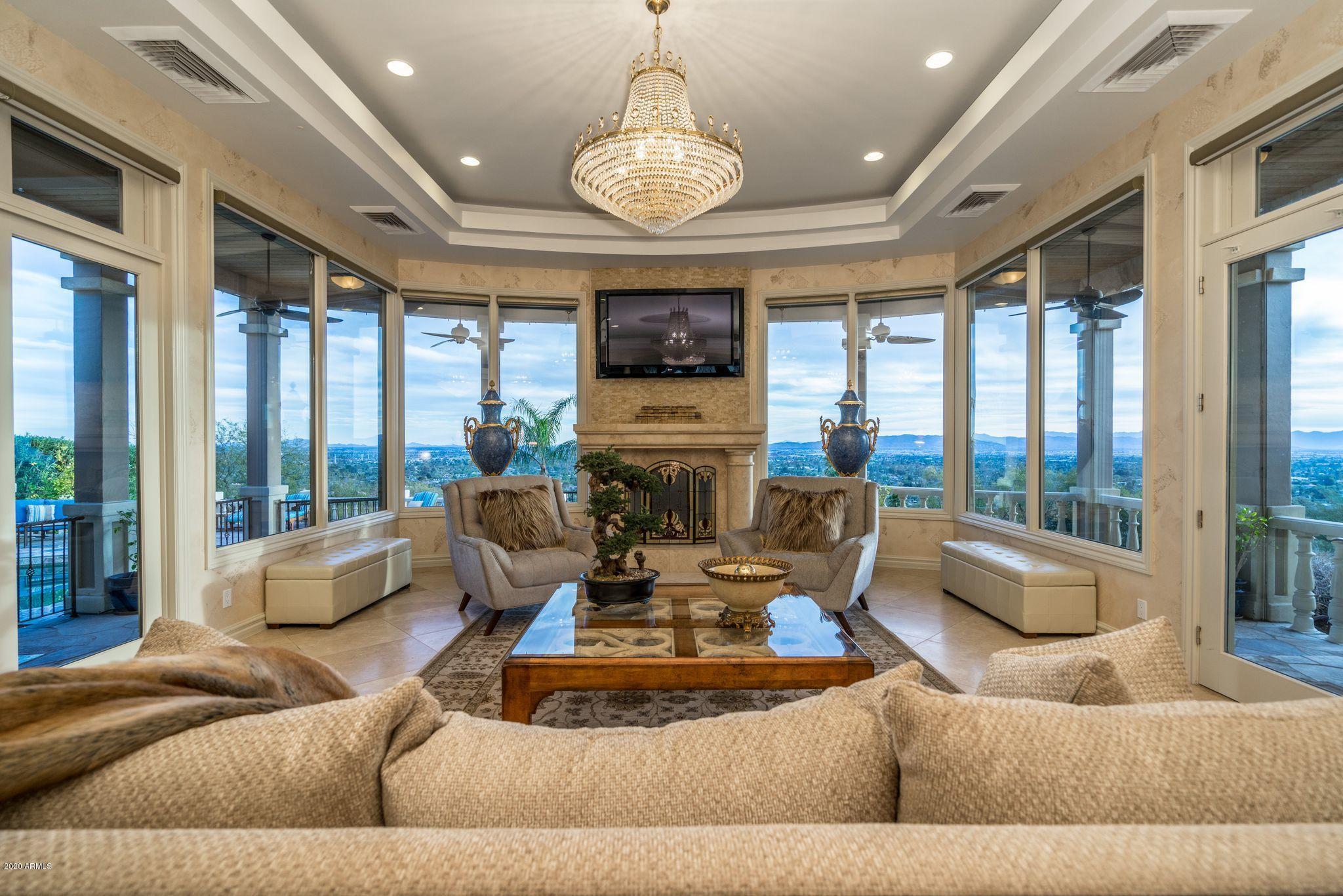 CAMELBACK VISTA ESTATES - Residential