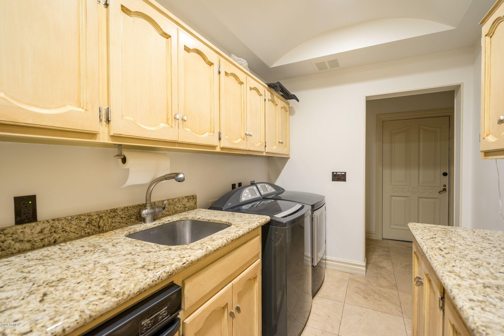 CAMELBACK VISTA ESTATES - Residential