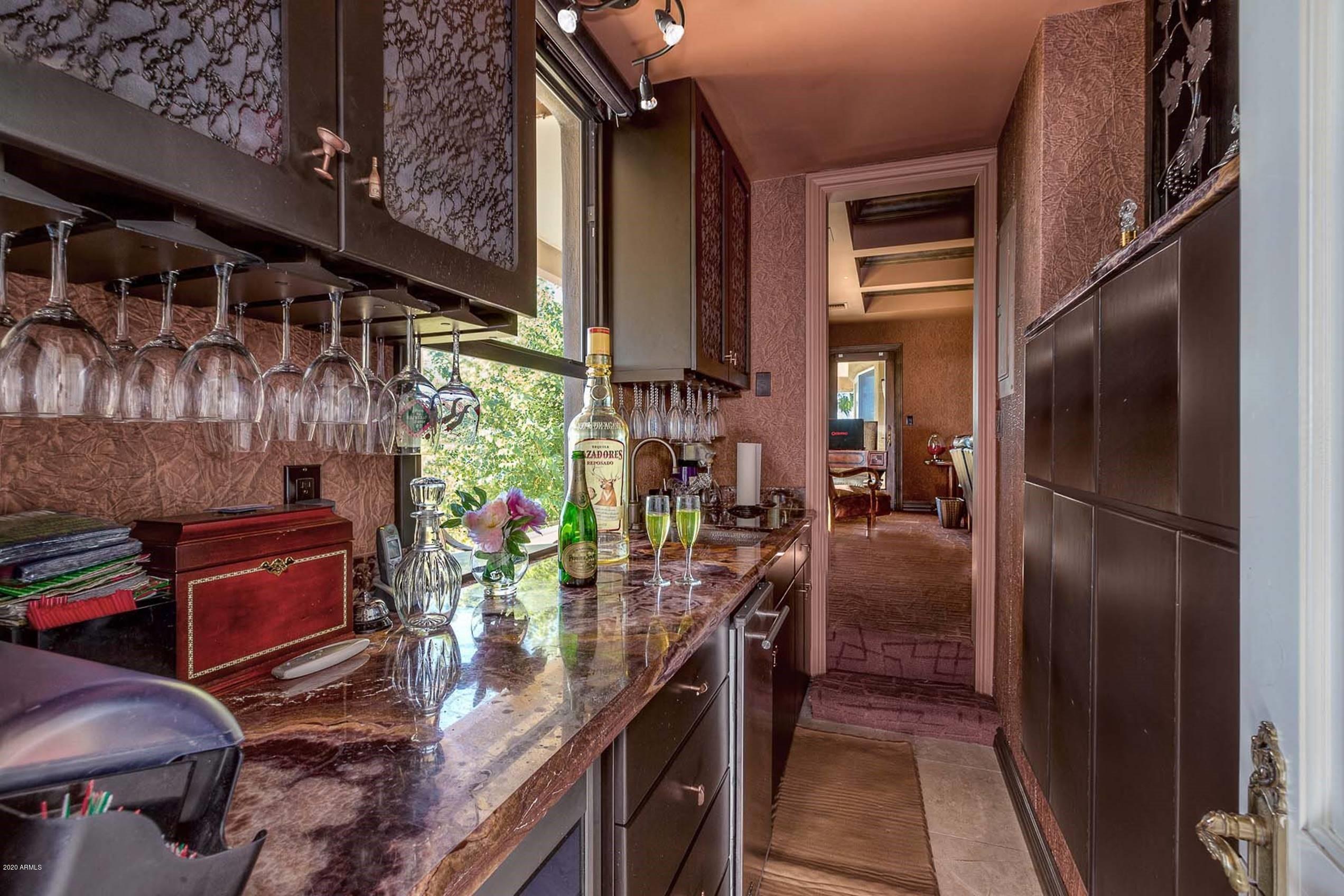 CAMELBACK VISTA ESTATES - Residential