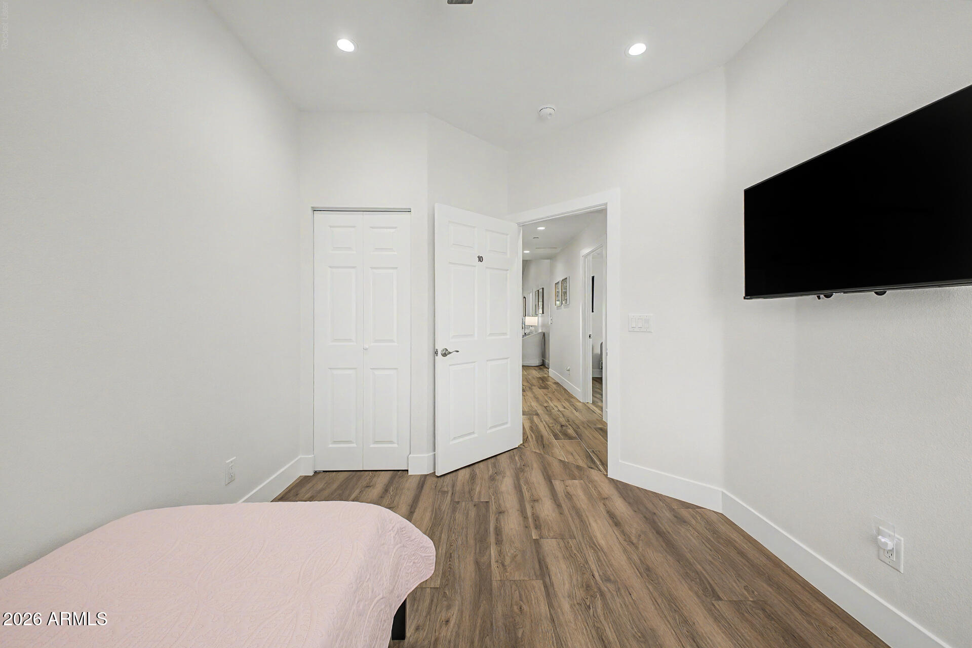 UPLAND HILLS - Business Opportunity