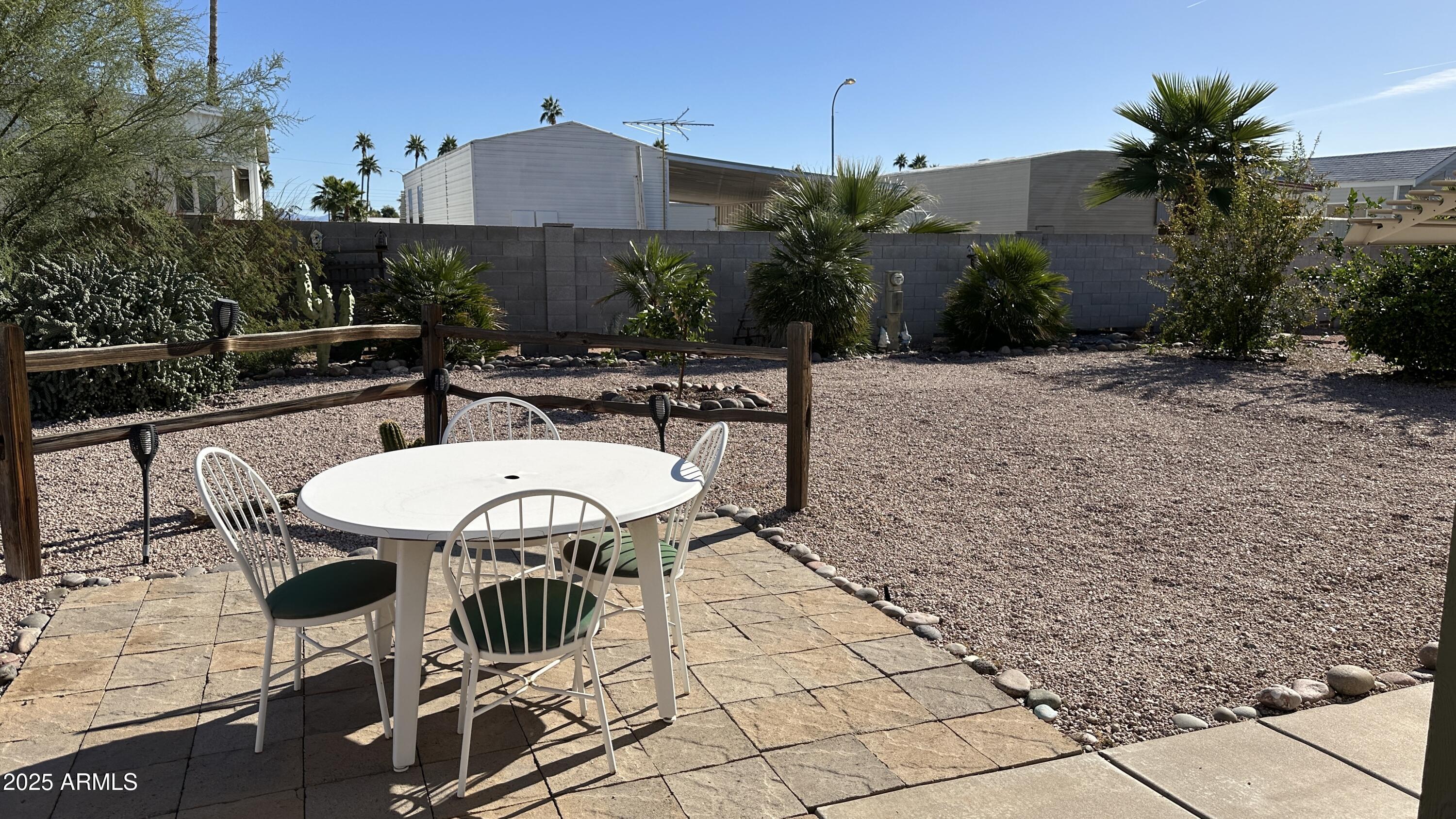 Pueblo Manor - Residential