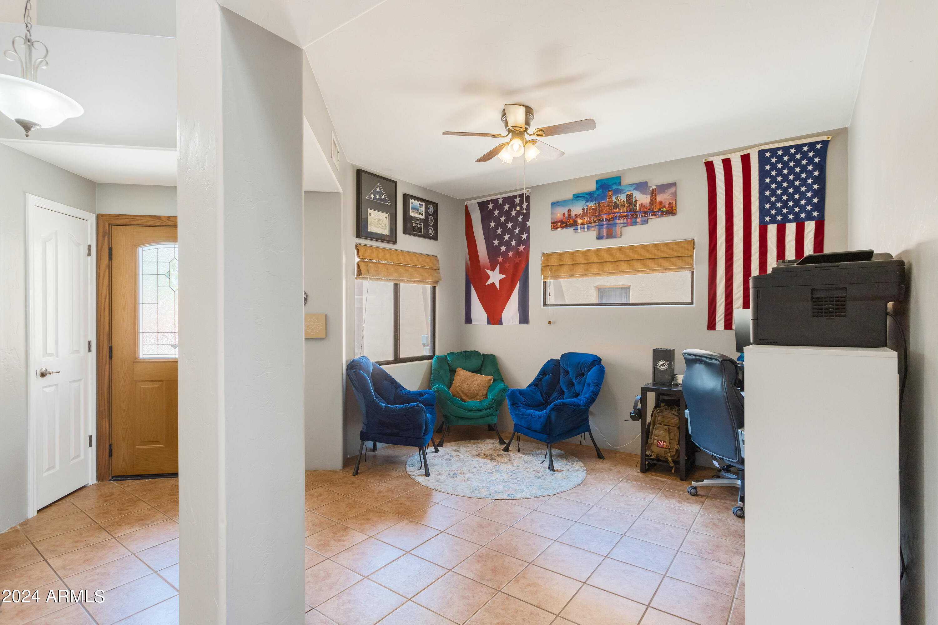 THE LEGENDS VALIENTE - Residential
