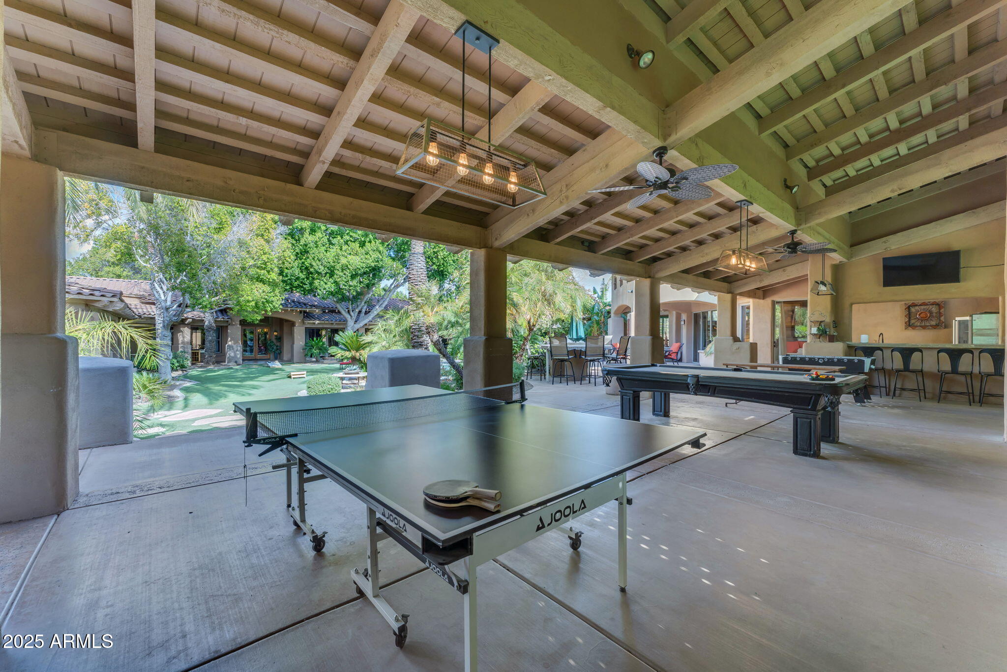 MIRAGE CROSSING - Residential