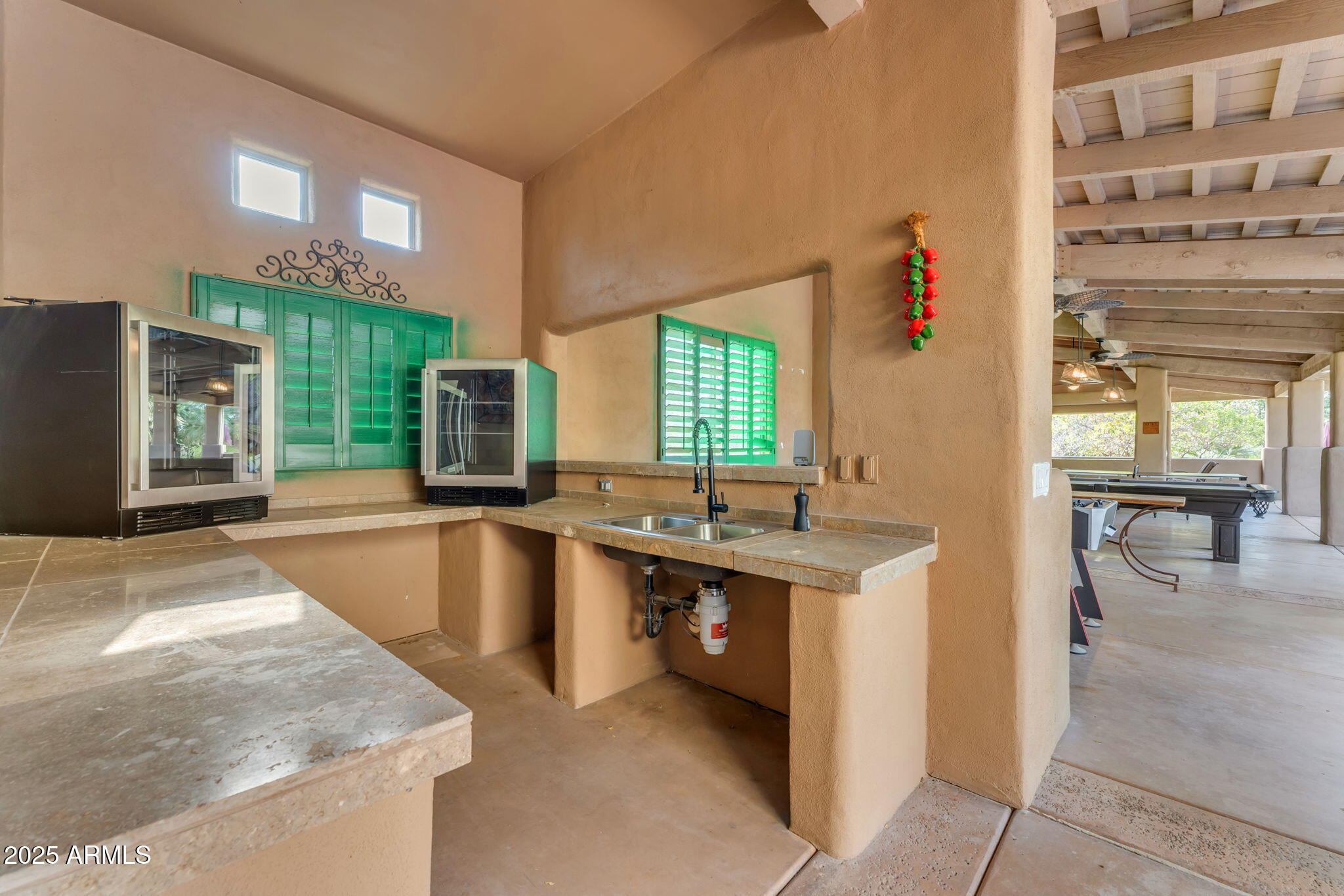 MIRAGE CROSSING - Residential