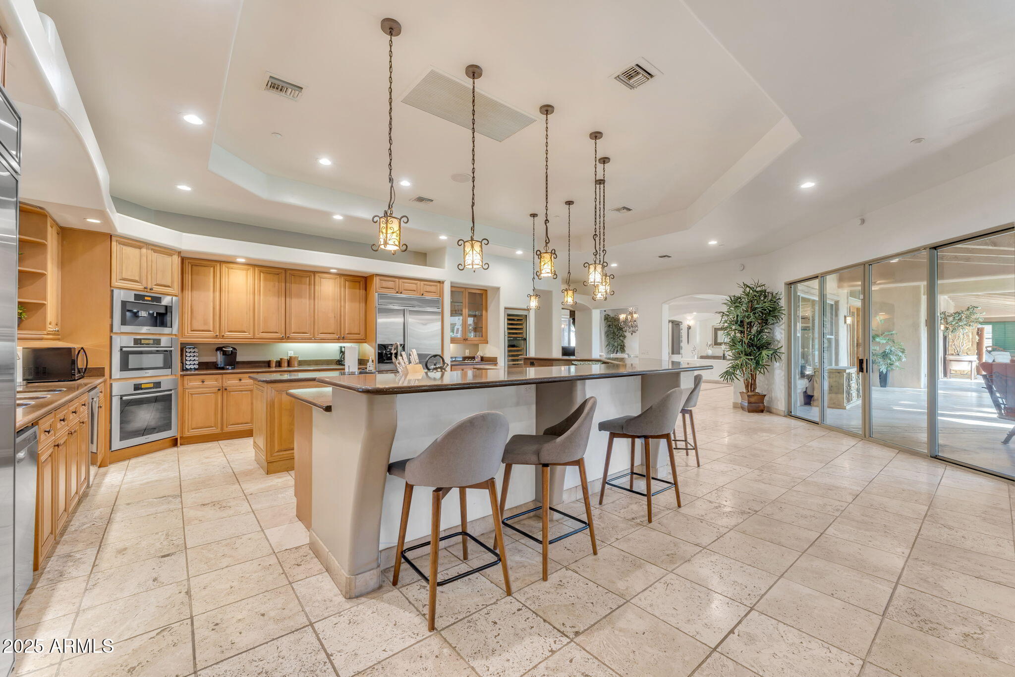 MIRAGE CROSSING - Residential