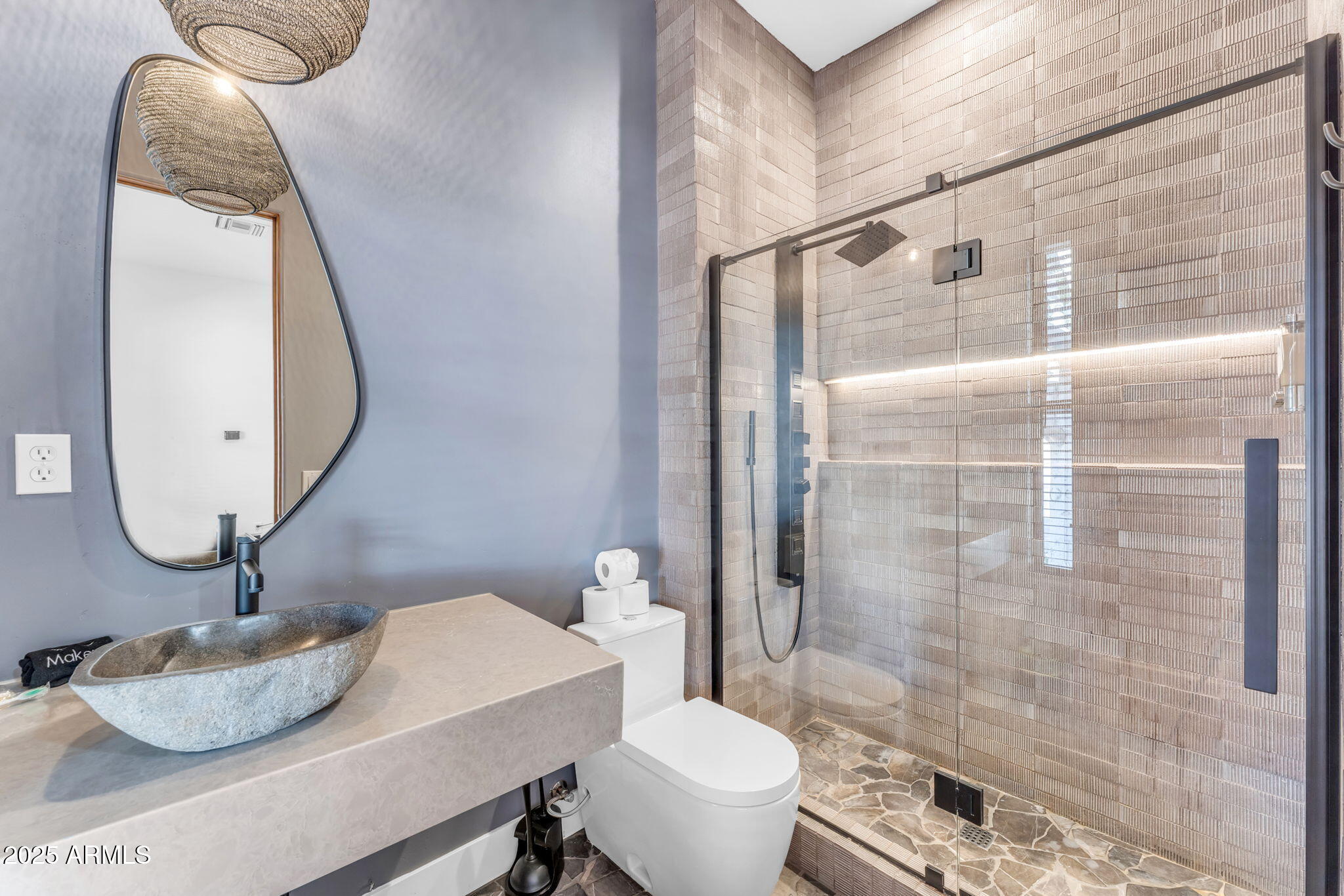 MIRAGE CROSSING - Residential