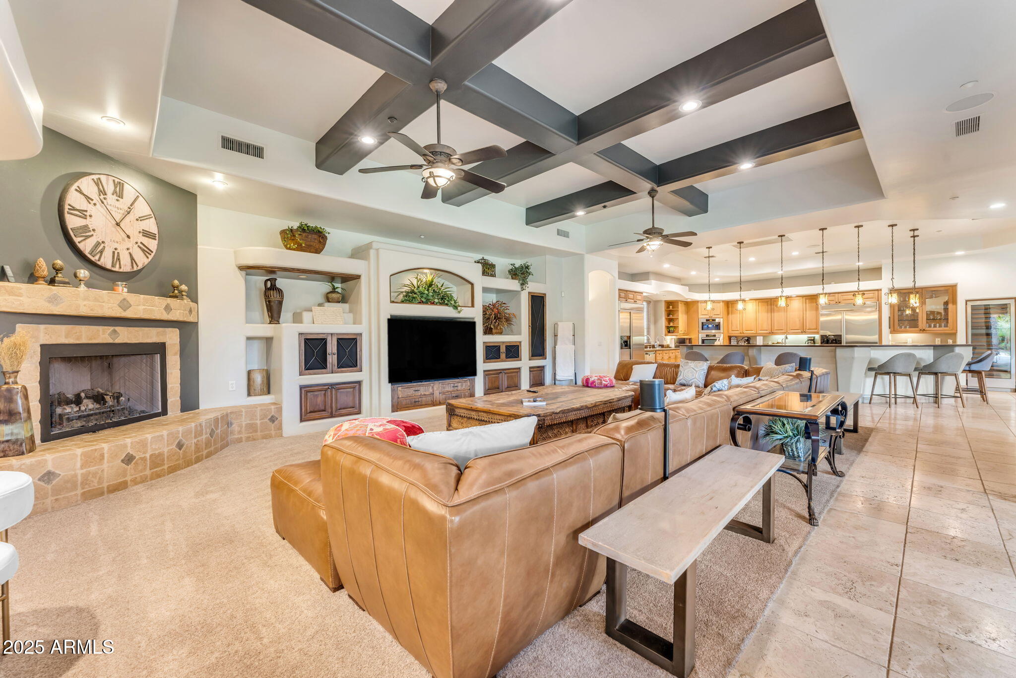MIRAGE CROSSING - Residential