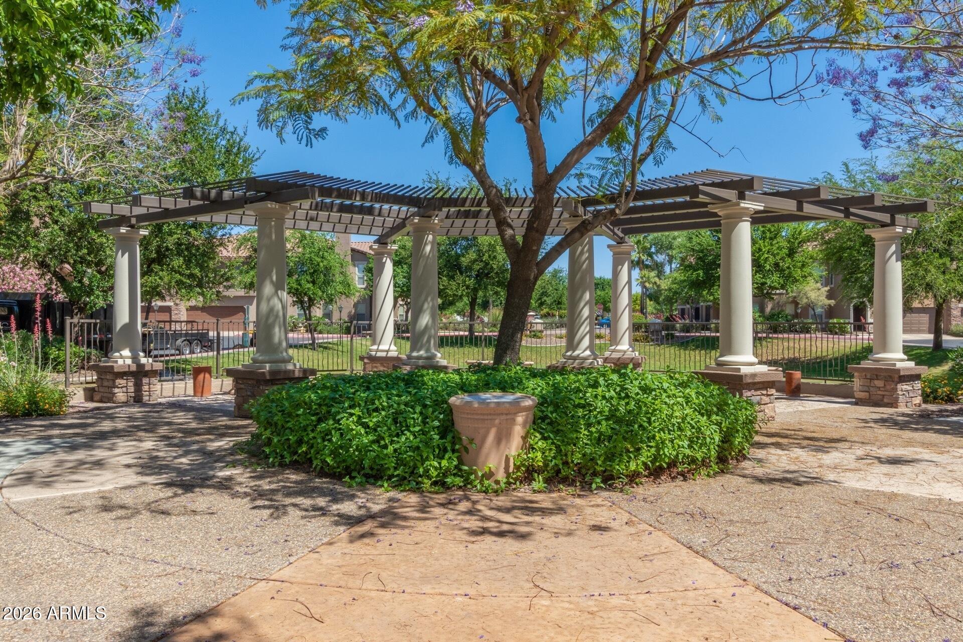 RENAISSANCE VILLAS ON THE PARK CONDOMINIUM - Residential