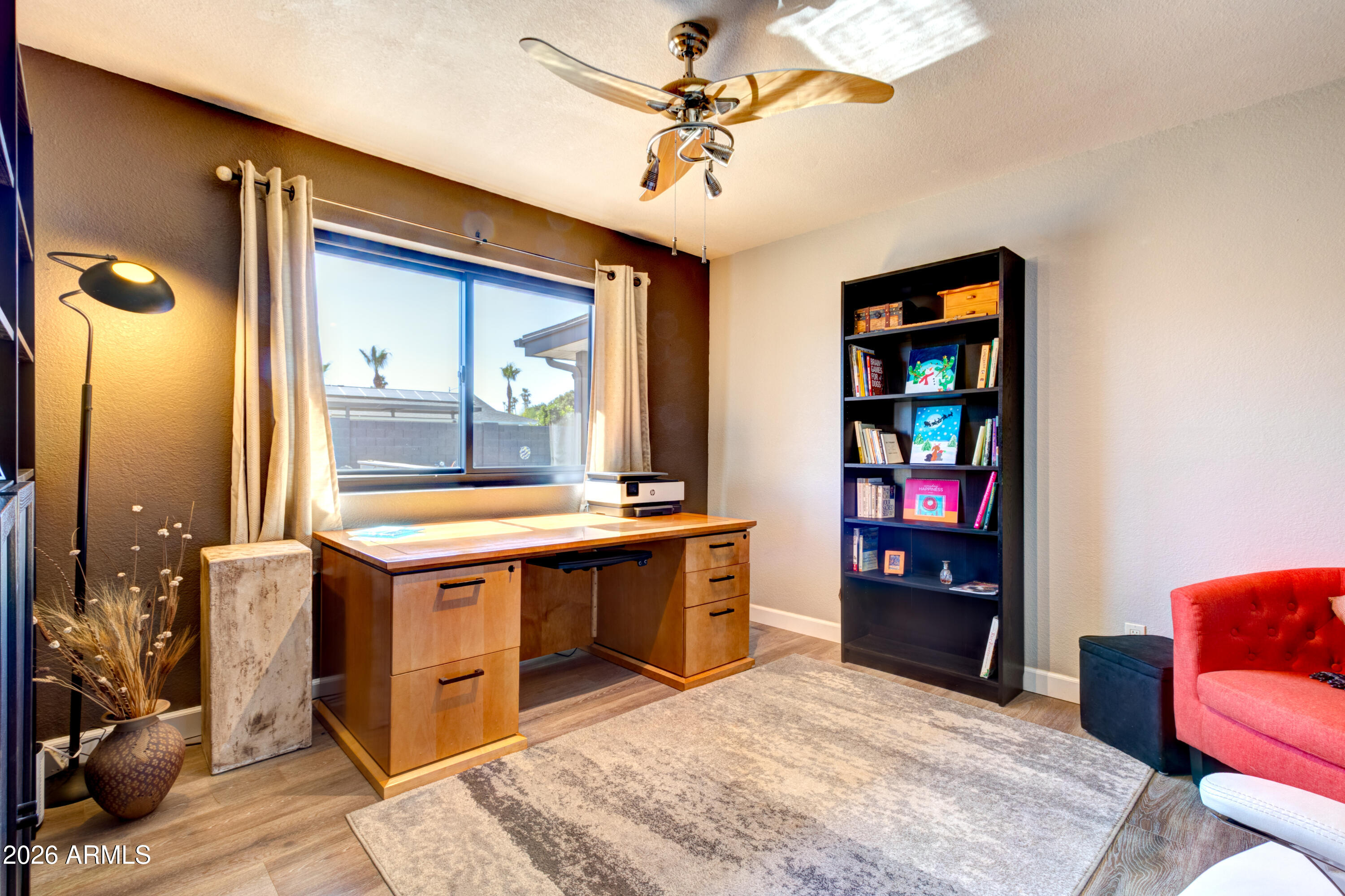 PARADISE VALLEY OASIS 1-B - Residential