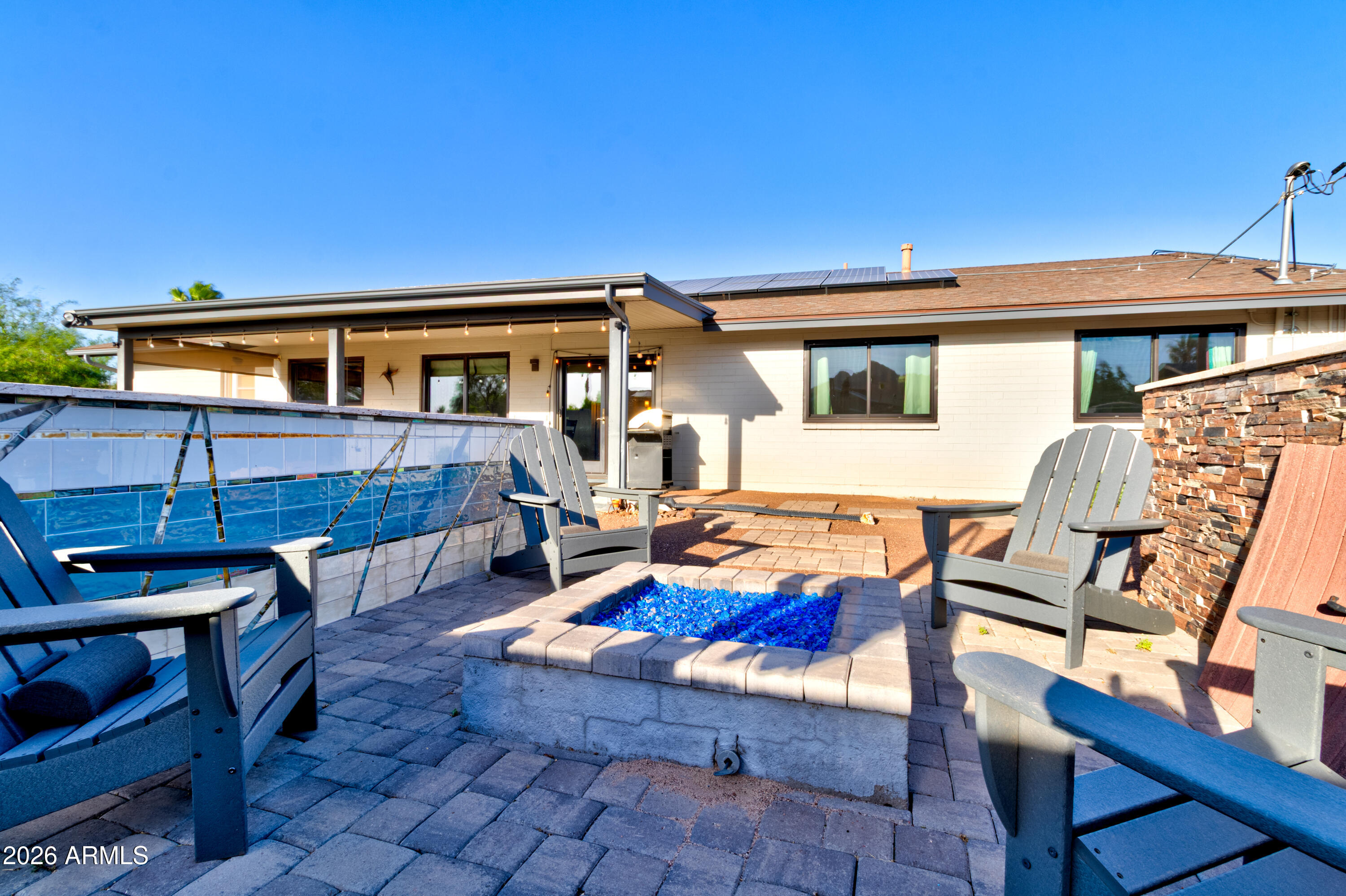 PARADISE VALLEY OASIS 1-B - Residential