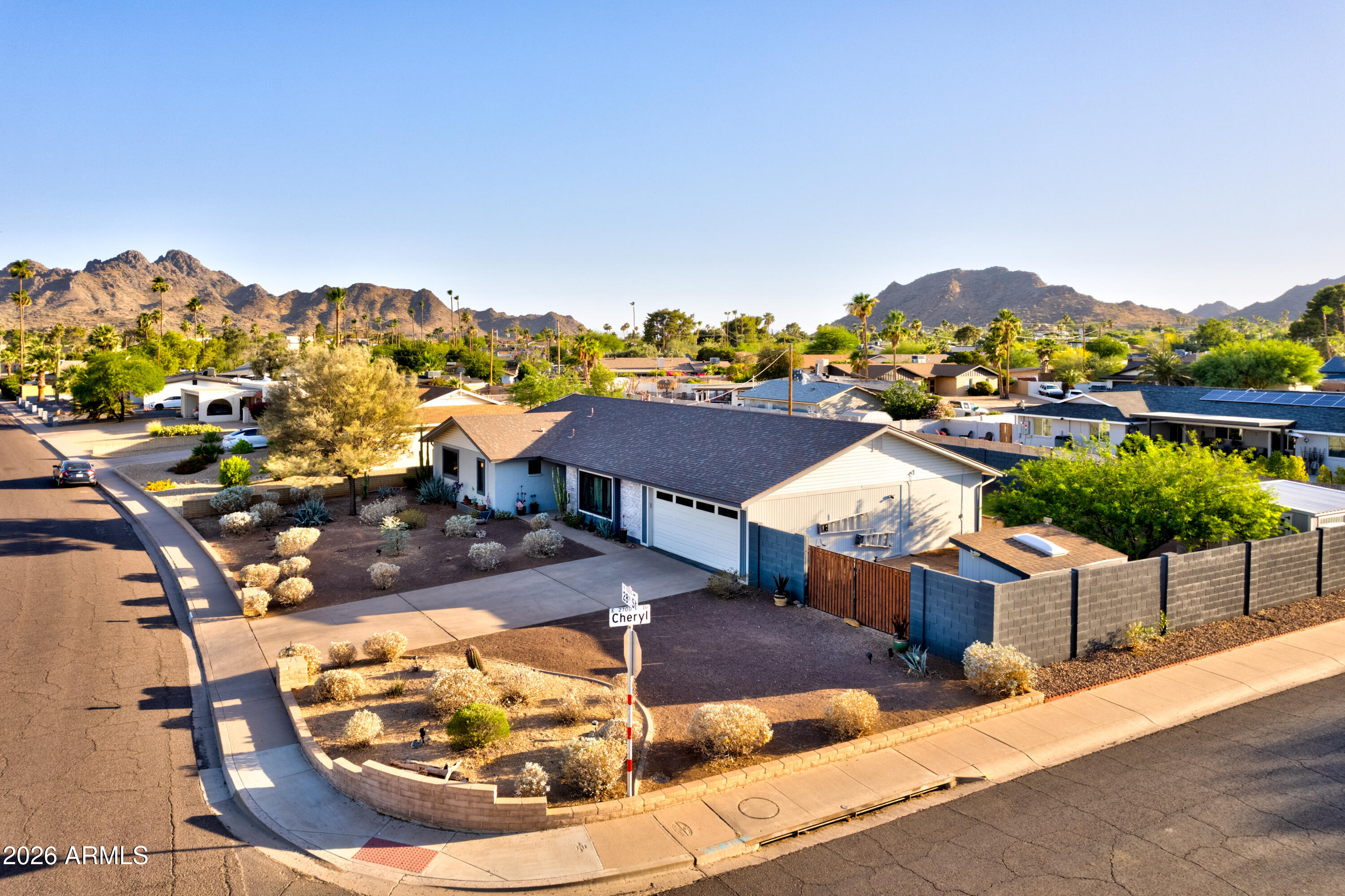 PARADISE VALLEY OASIS 1-B - Residential