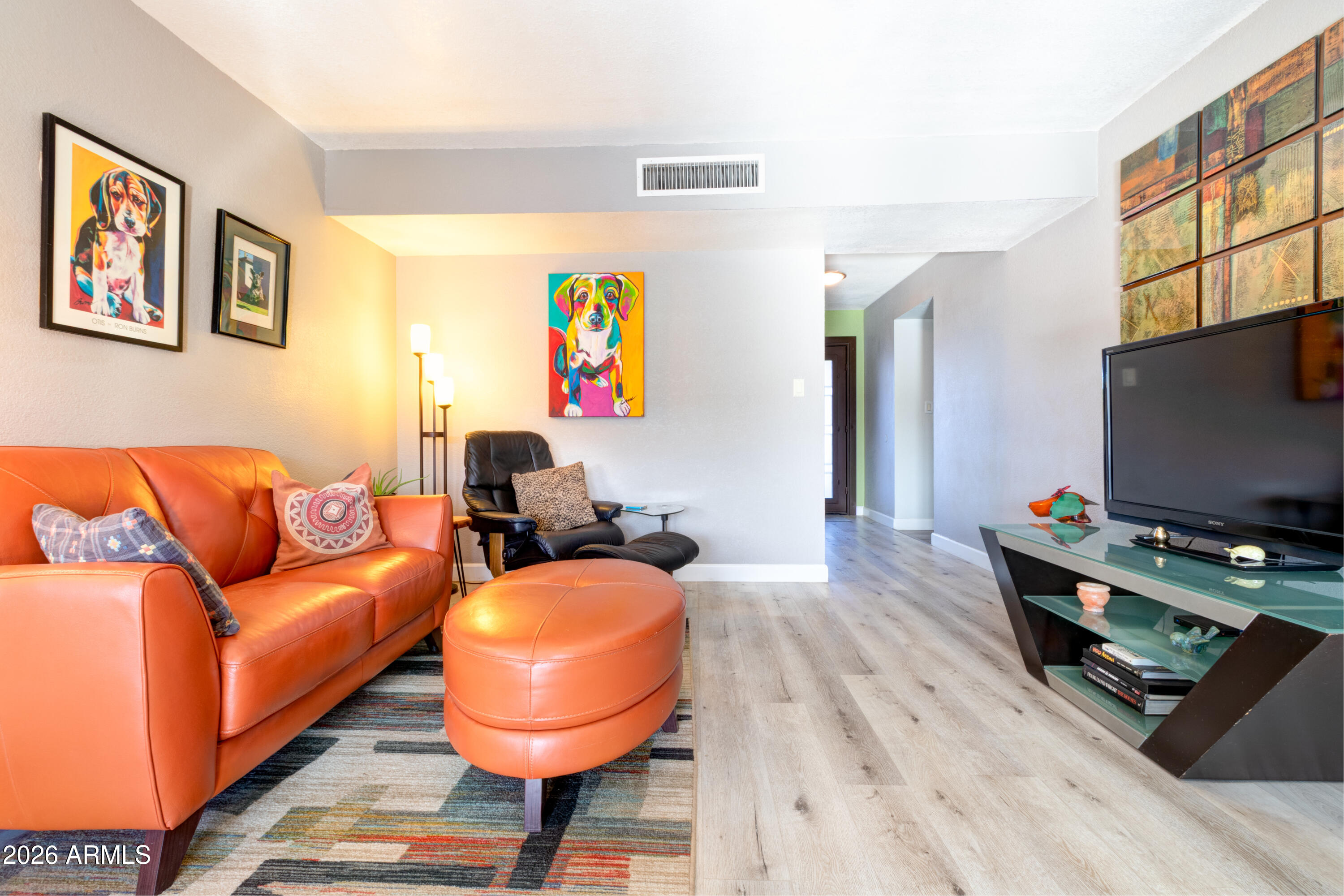 PARADISE VALLEY OASIS 1-B - Residential